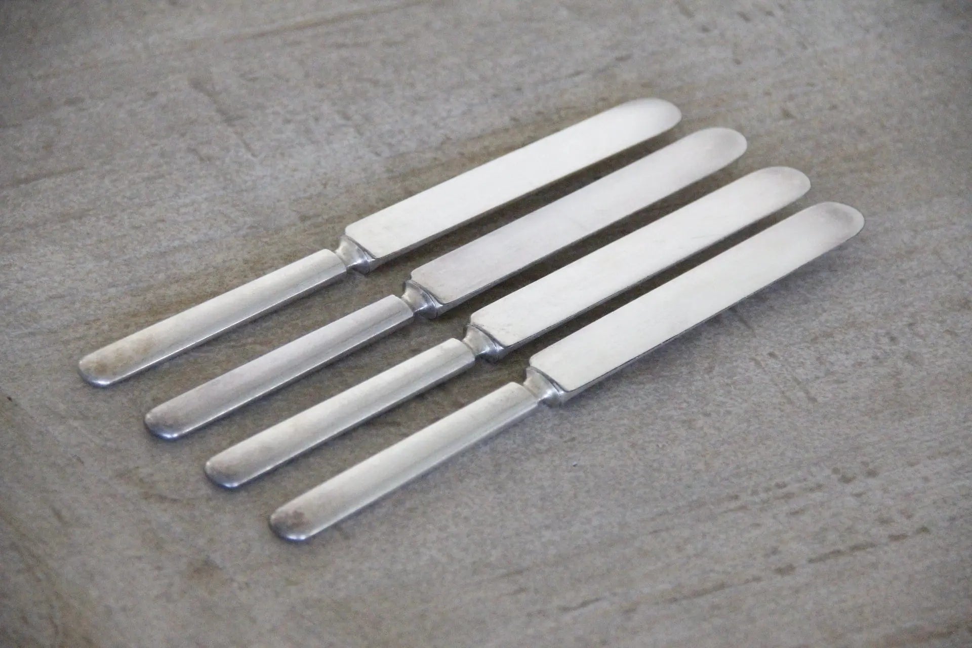 Antique Silver Plate Blunt Table Knife | Flatware 4 Pcs.  Debra Hall Lifestyle