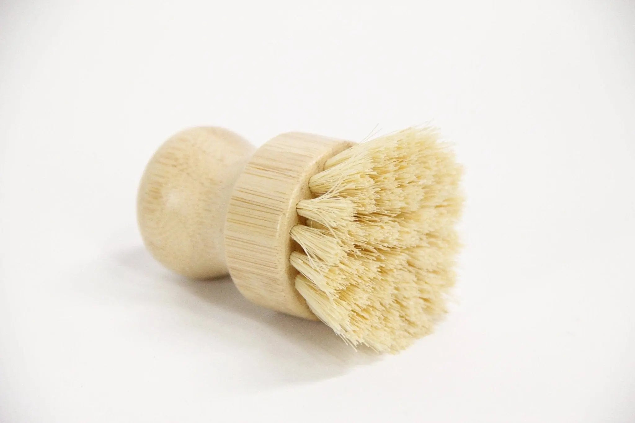 Beachwood Pot Scrubber Brush | Assorted Heavy Duty or Soft Bristle  Debra Hall Lifestyle