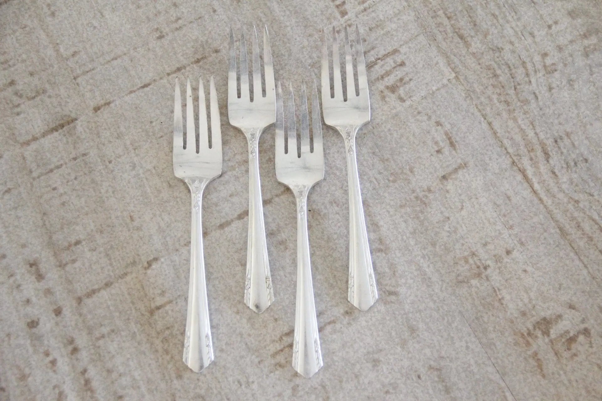 Antique Silver Salad/Dessert Fork | Flatware 4 Pcs Debra Hall Lifestyle