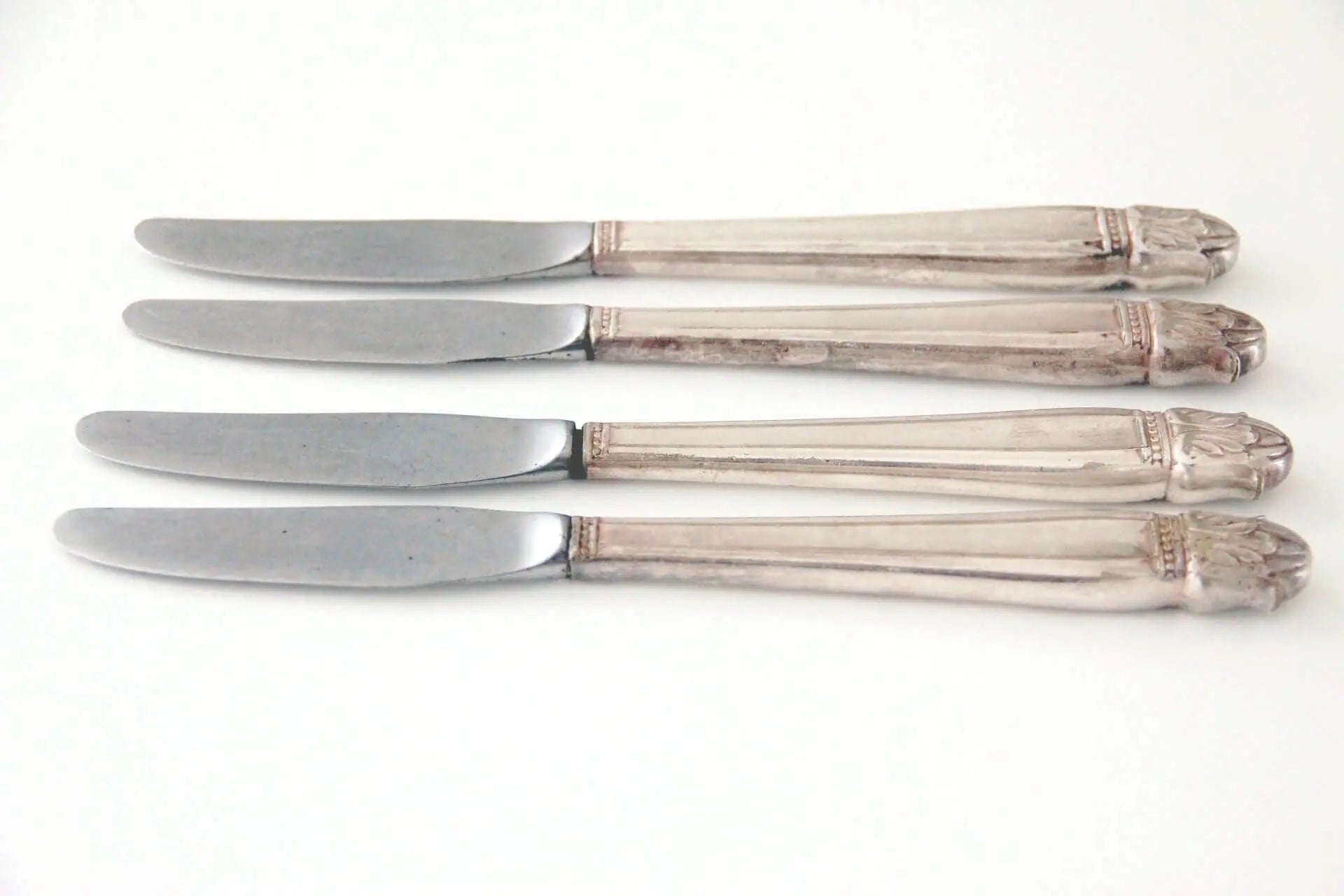 Vintage Silverplate Flatware | Knives 4 Pcs. Debra Hall Lifestyle