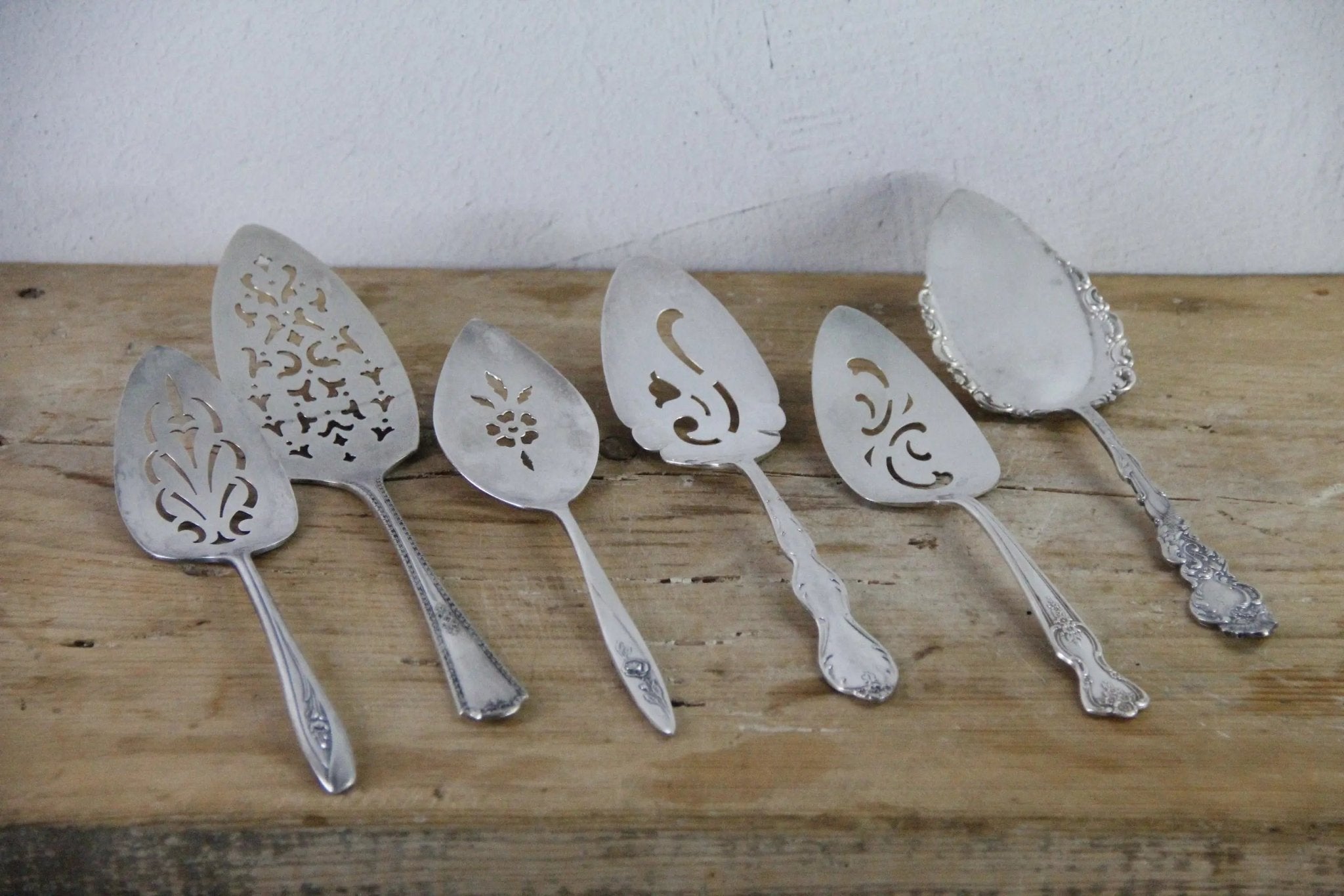Vintage Cake Server | Silver Tart/Pie Serving Utensil - Debra Hall Lifestyle