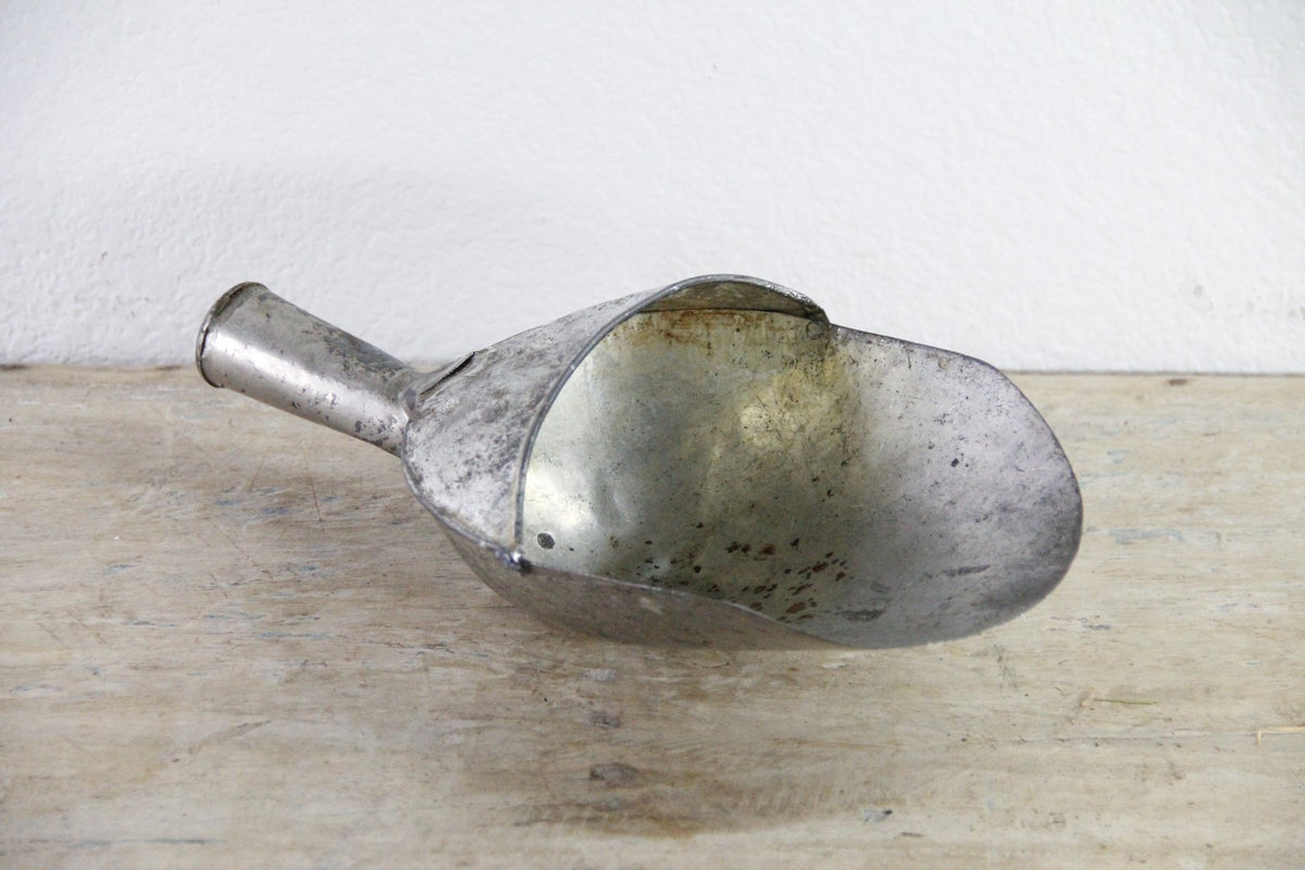 Vintage Metal Grain Scoop Large Primitive Farmhouse Utility Scoop - Debra Hall Lifestyle
