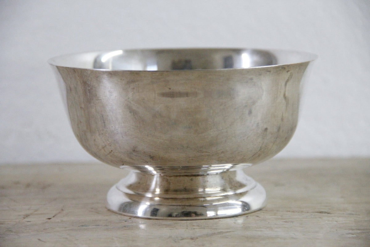 Vintage Sheridan Silverplate Pedestal Bowl Footed Serving Bowl - Debra Hall Lifestyle