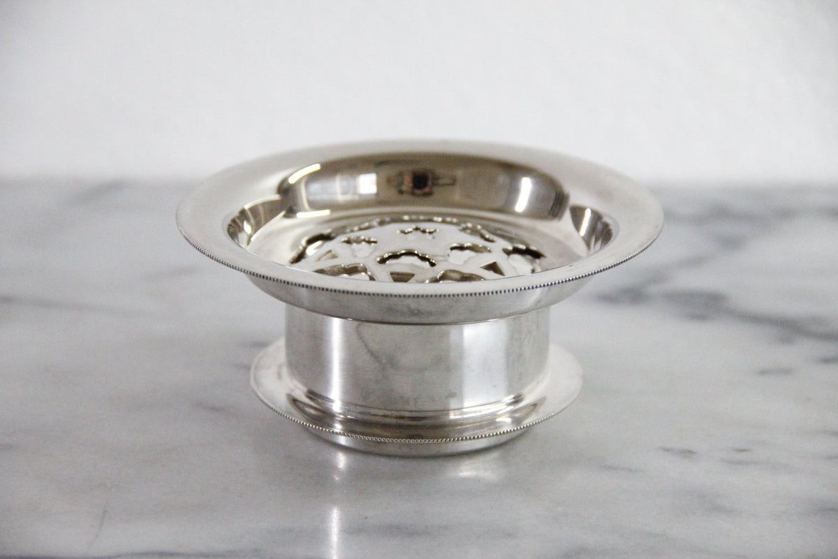Vintage William Adams Butter Curler | Italian Silverplate Coquillor - Debra Hall Lifestyle