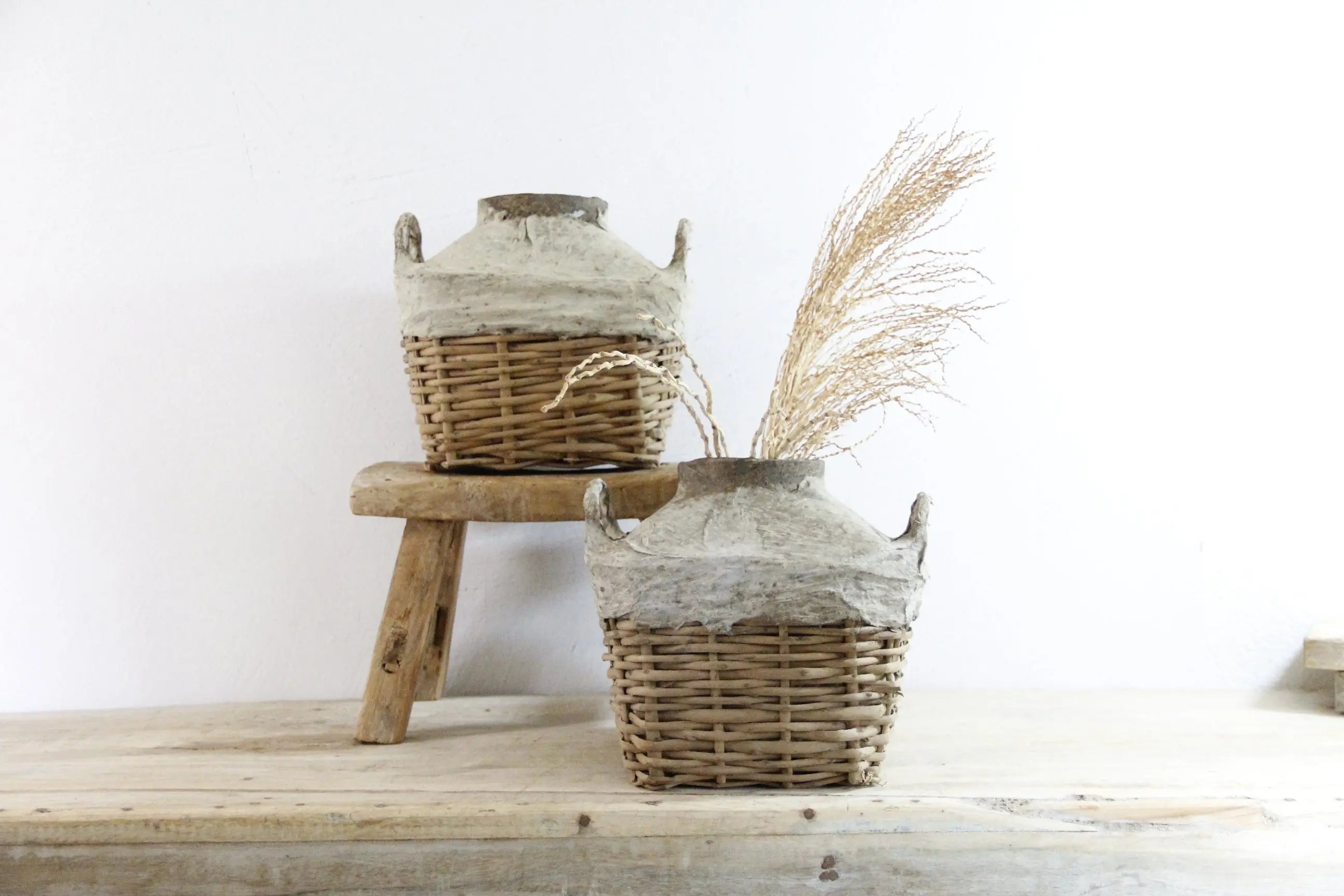 10-Creative-Ways-to-Decorate-with-Vintage-Baskets-in-Your-Home Debra Hall Lifestyle