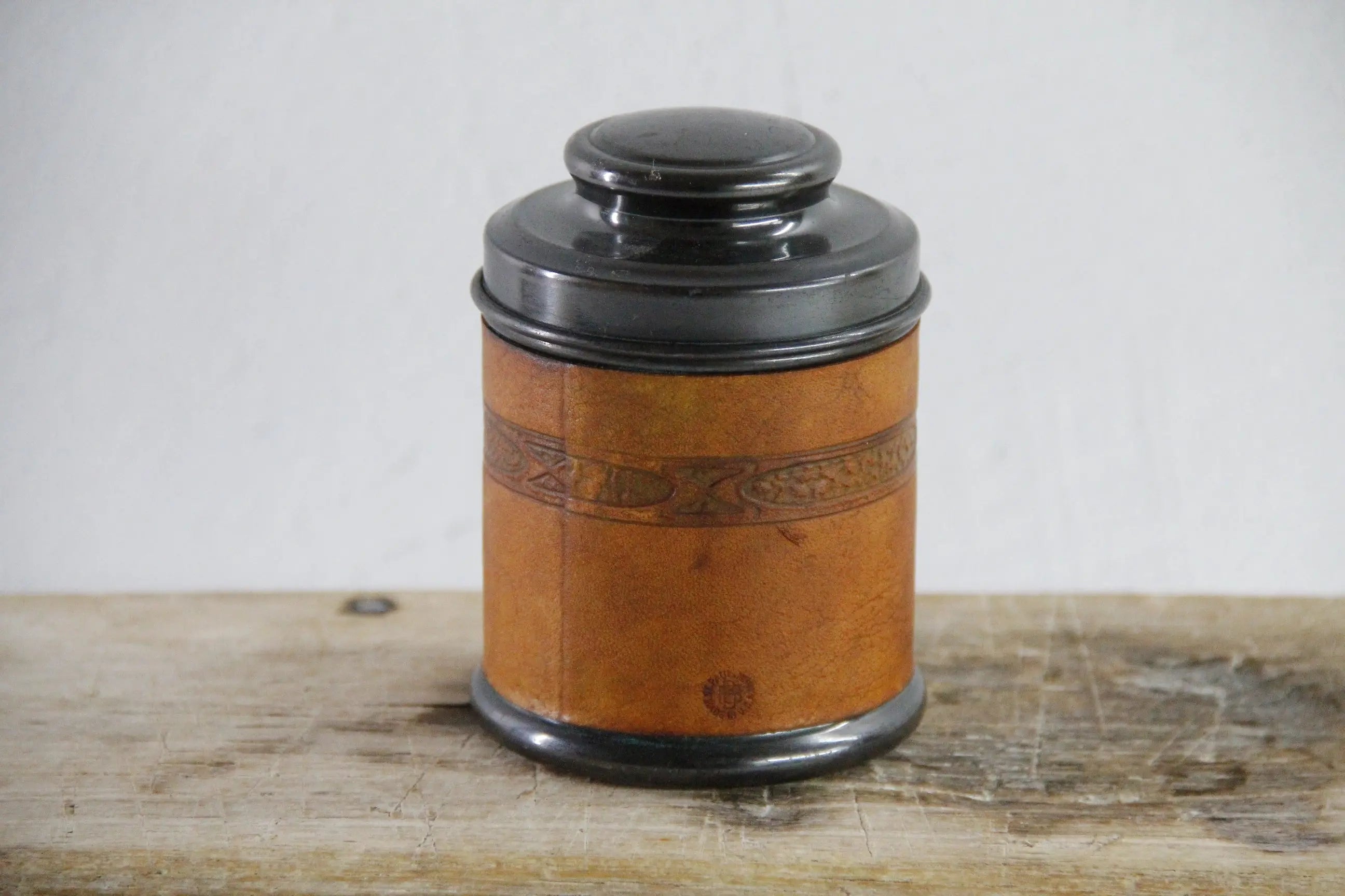 Antique Copper Humidor Cedar Lined / Leather Embossed  Debra Hall Lifestyle