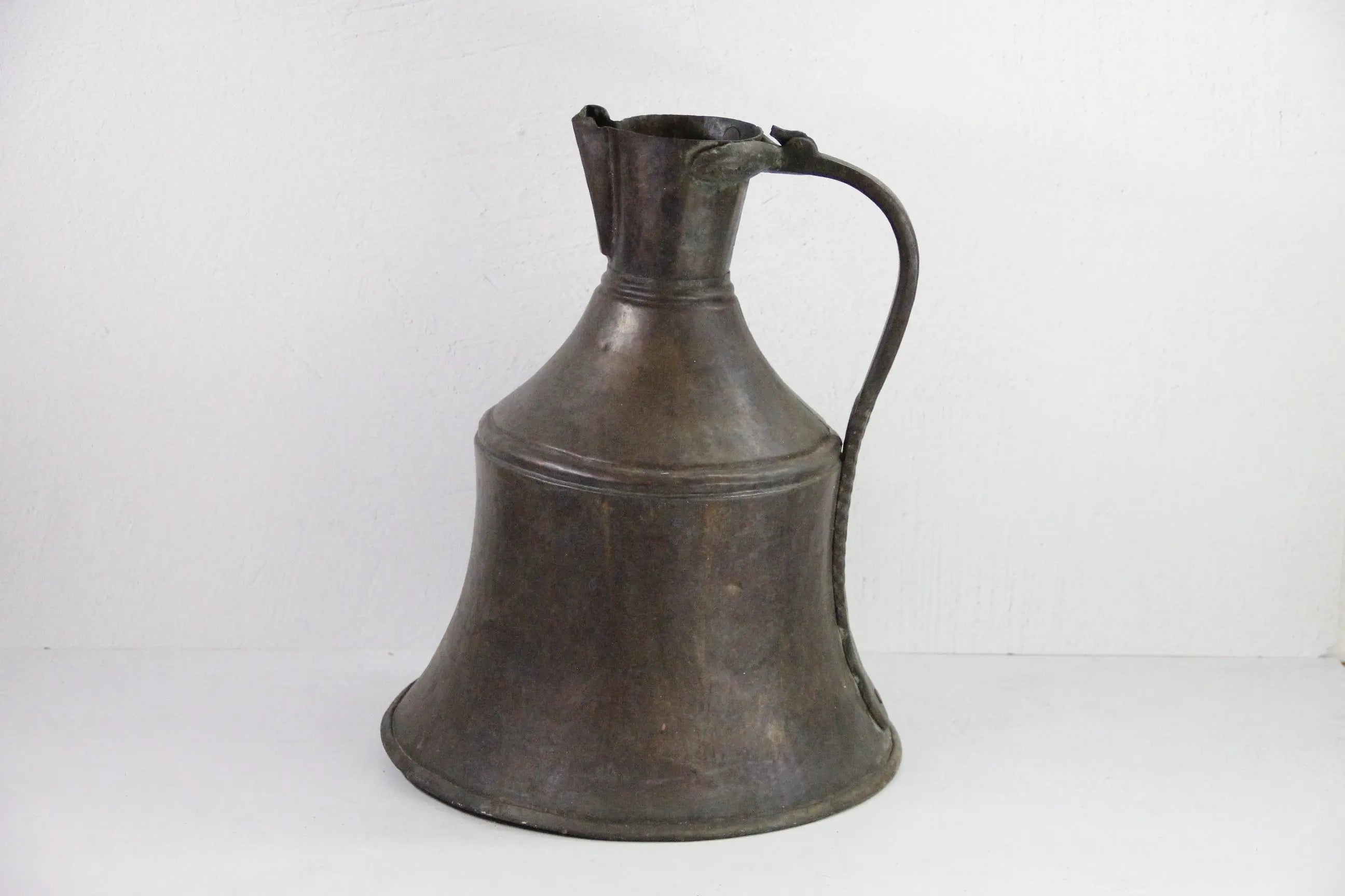 Antique Copper Pitcher - 19th C. Hammered Ewer - Vase – Debra Hall