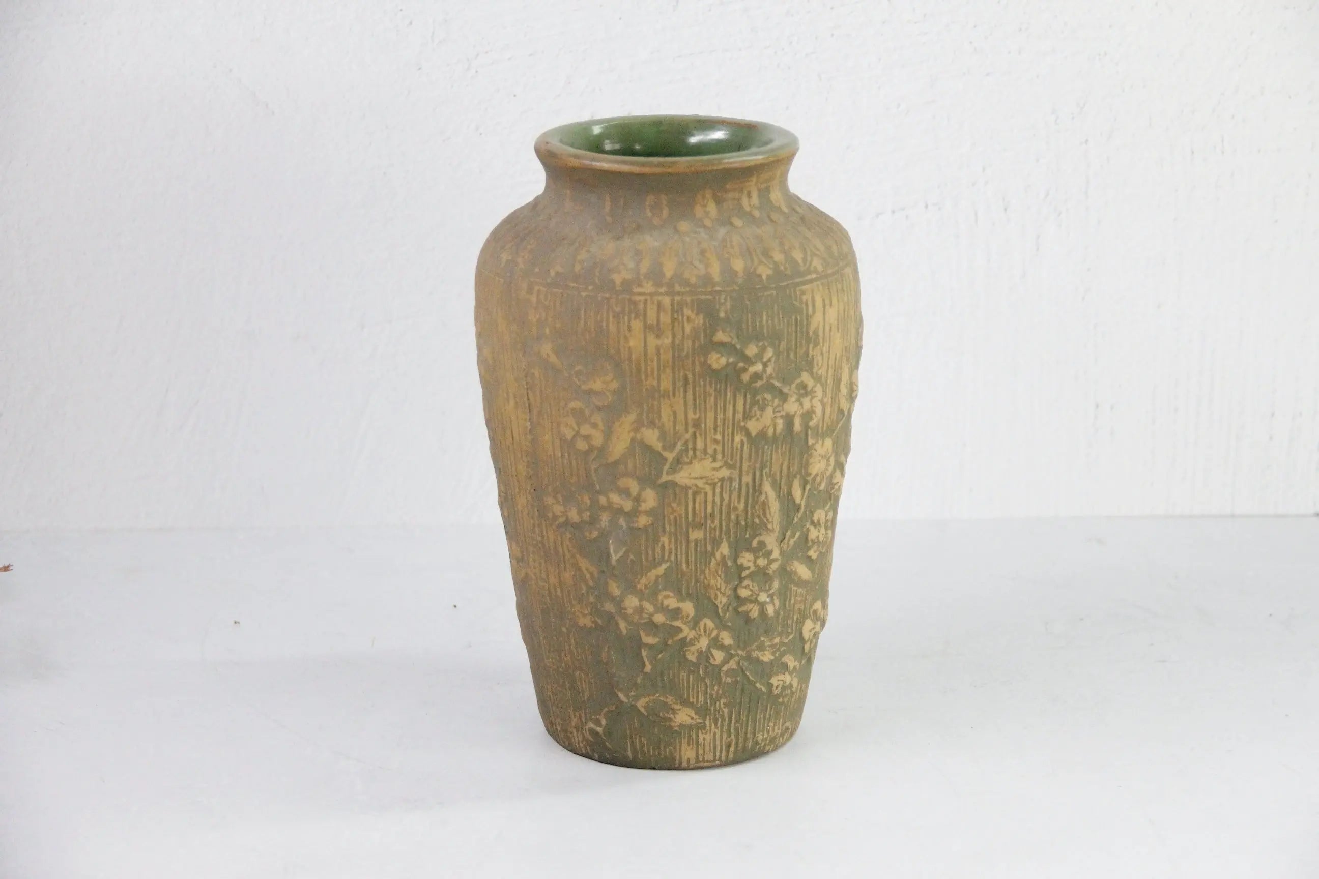 Antique Pottery Vase | Red Wing Brushware Union Stoneware  Debra Hall Lifestyle