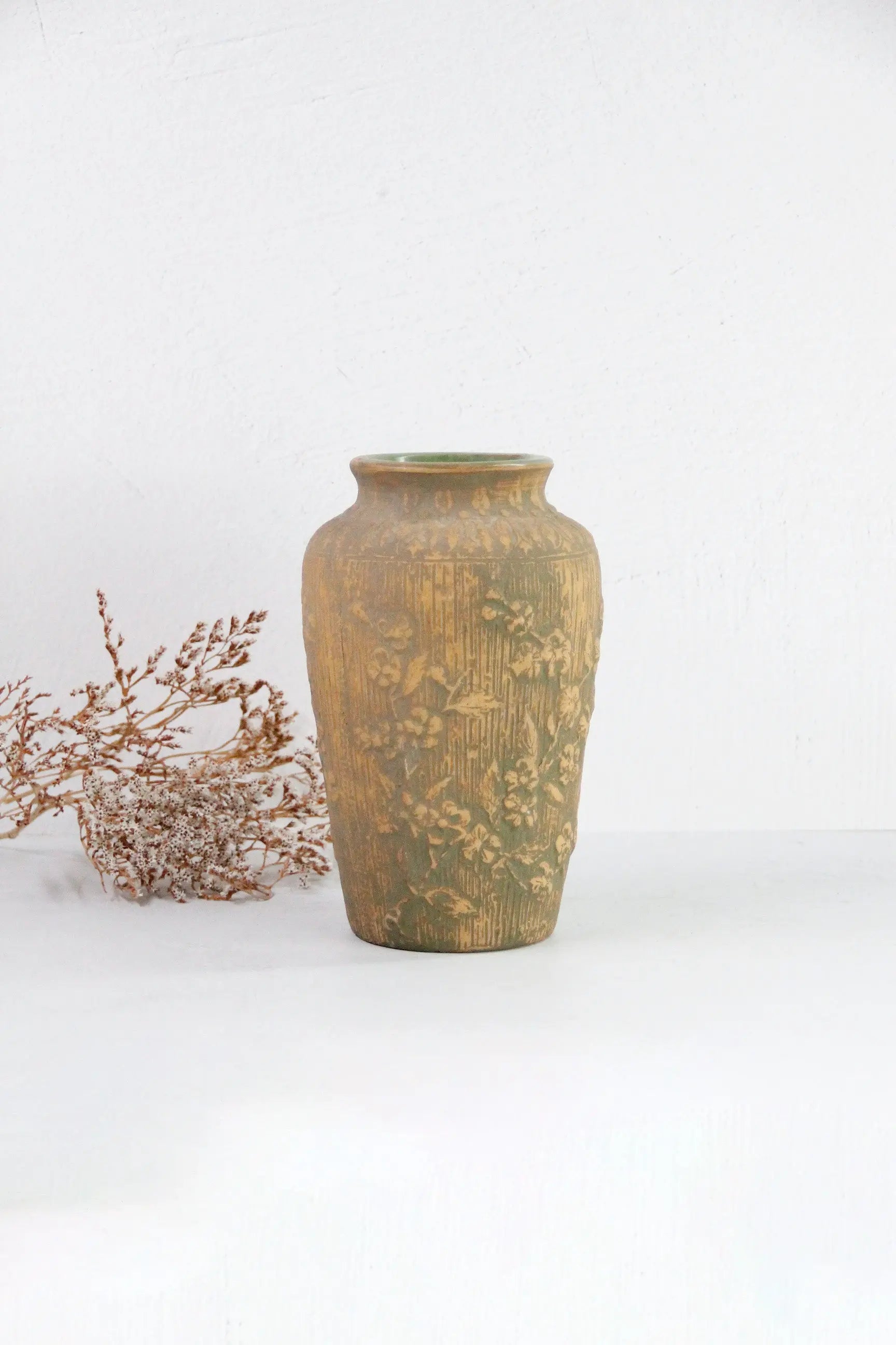 Antique Pottery Vase | Red Wing Brushware Union Stoneware  Debra Hall Lifestyle