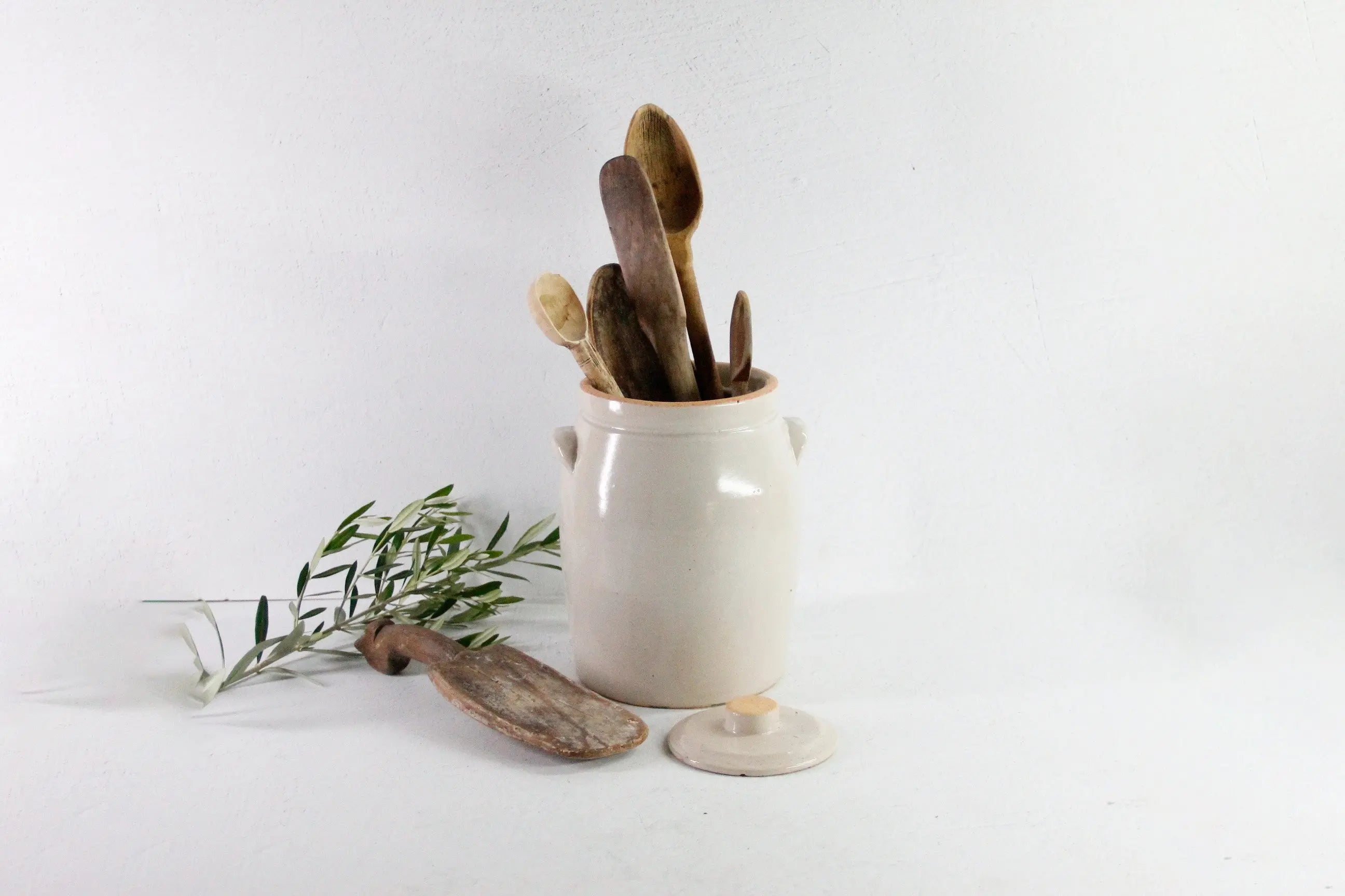 Antique Stoneware Crock Cookie Jar With Lid | Light Beige  Debra Hall Lifestyle
