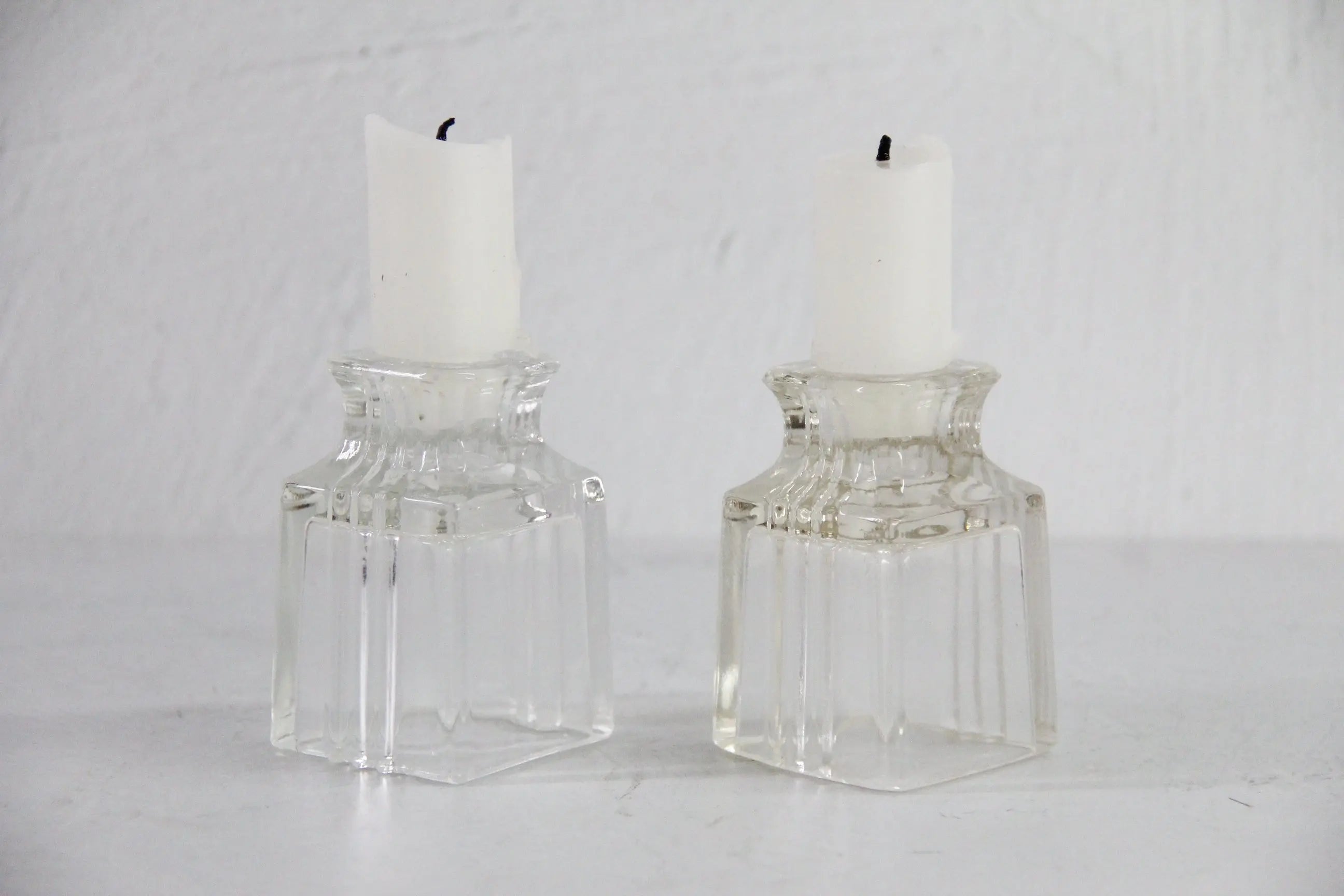 Art Decor Candle Holders | Clear Glass Petite Candlesticks, Pair  Debra Hall Lifestyle