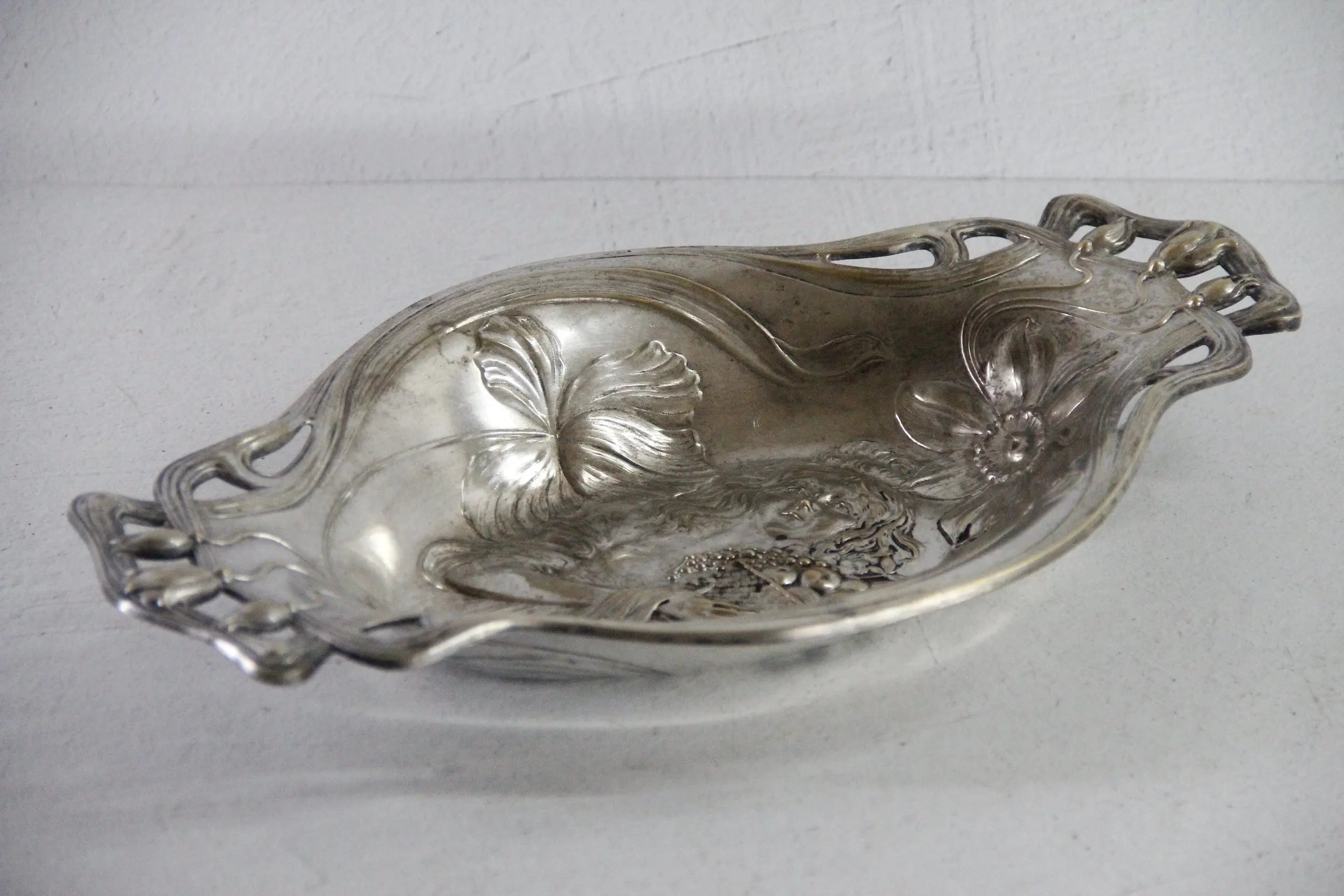Art Nouveau Silver Fruit Bowl | Plated Figural Tray  Debra Hall Lifestyle