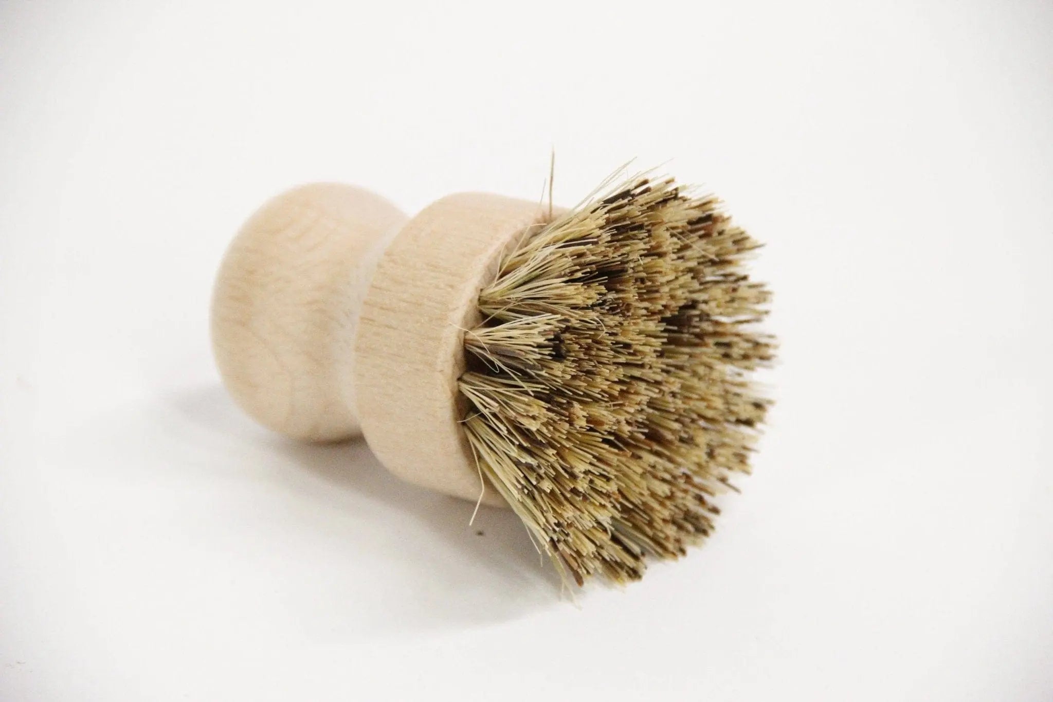 Beachwood Pot Scrubber Brush | Assorted Heavy Duty or Soft Bristle  Debra Hall Lifestyle