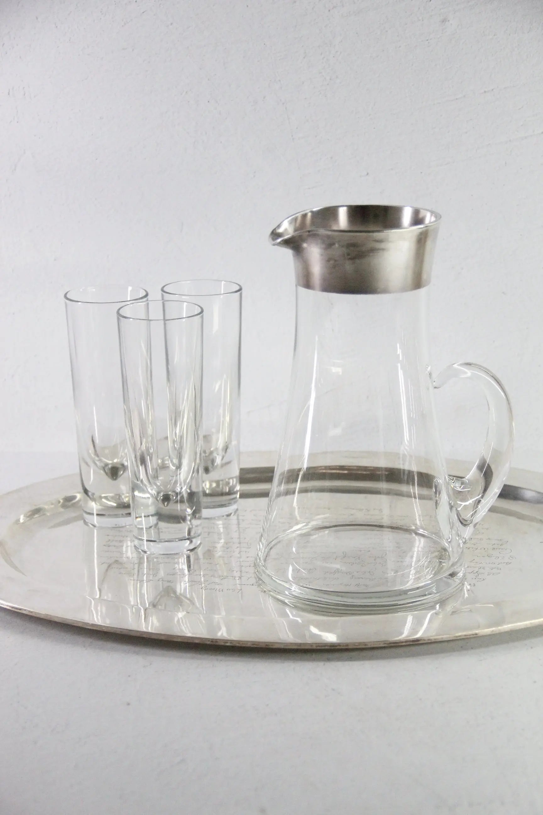 Dorothy Thorpe Pitcher | 64Oz Cocktail With Sterling Band  Debra Hall Lifestyle