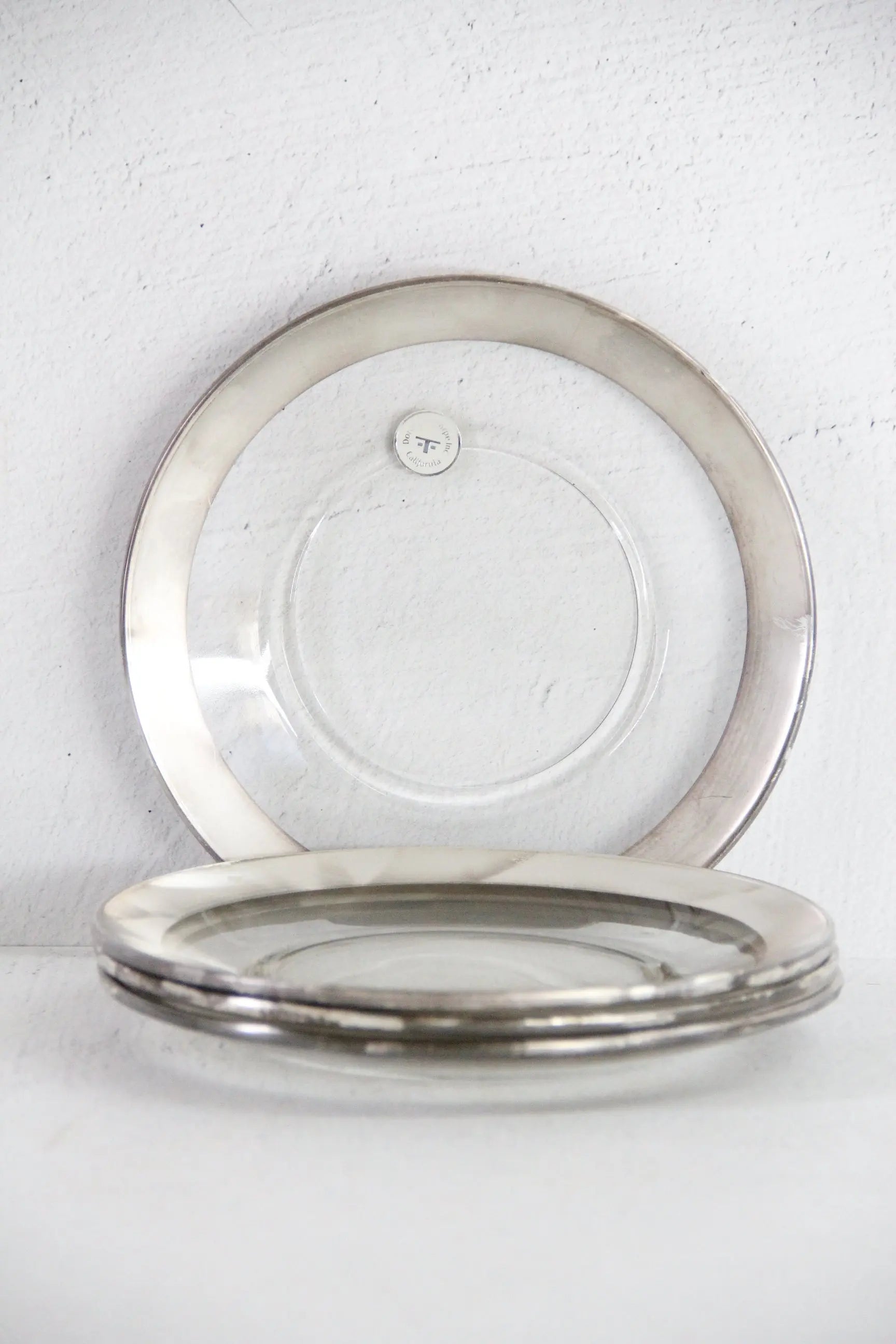 Dorothy Thorpe Plates  Debra Hall Lifestyle