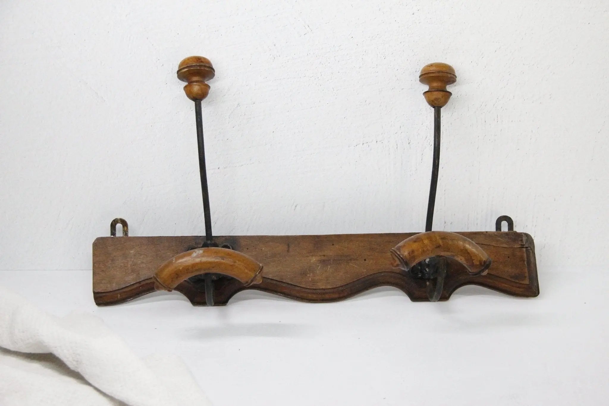 Vintage Hat/Coat Rack, 3 Wood Coat Hooks Rail, Hat/Coat Pegs, French Portmanteau, Coat Rack, Hat good and Coat With 3 Hanger Hooks