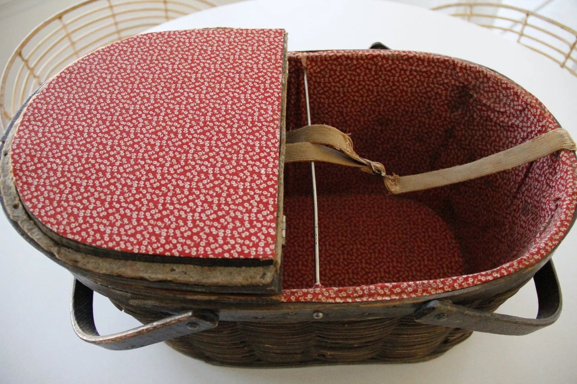 Hawkeye Picnic Basket |  Antique  Debra Hall Lifestyle