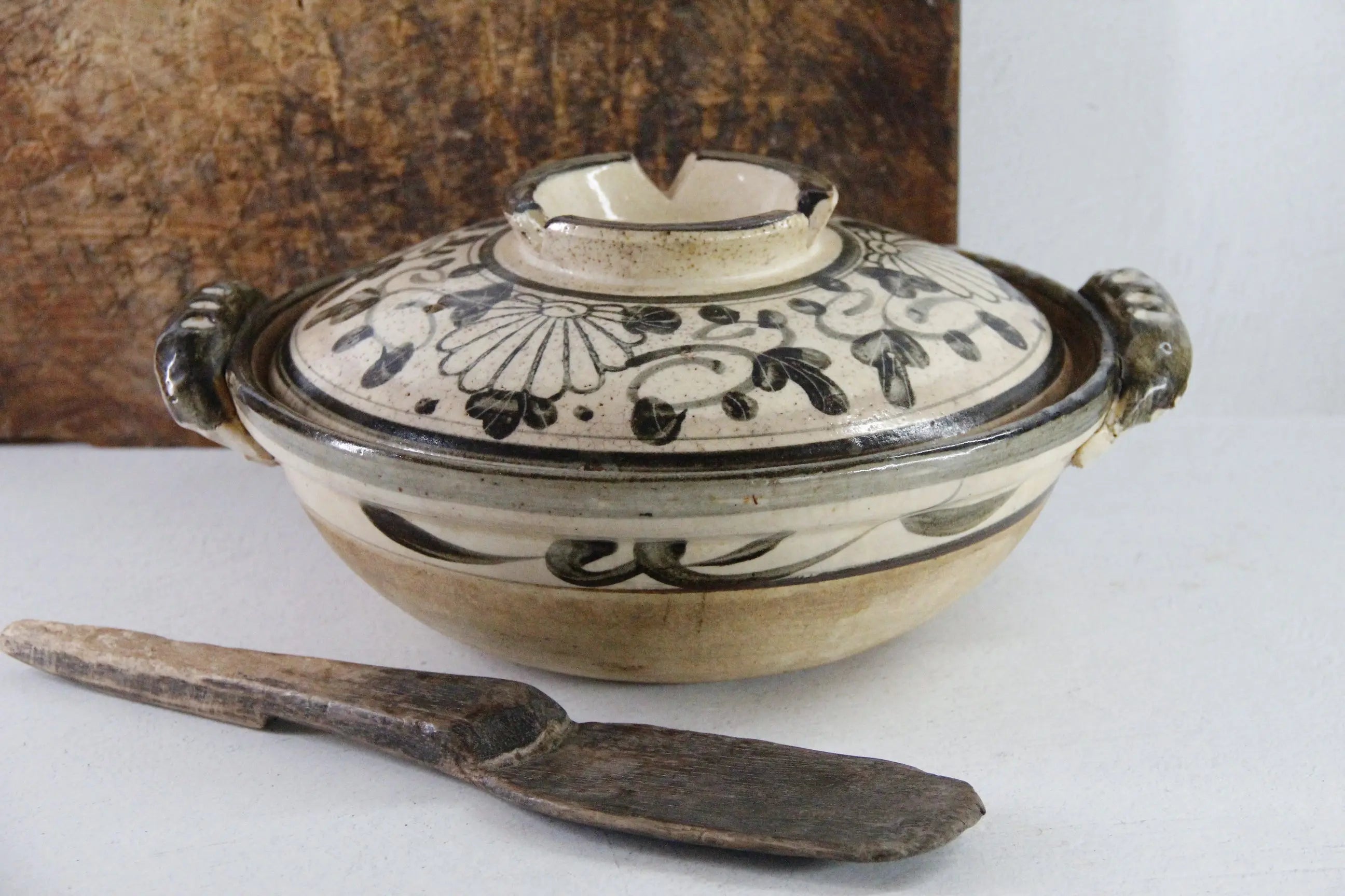 Large Donabe Pot Vintage Japanese Handmade Stoneware