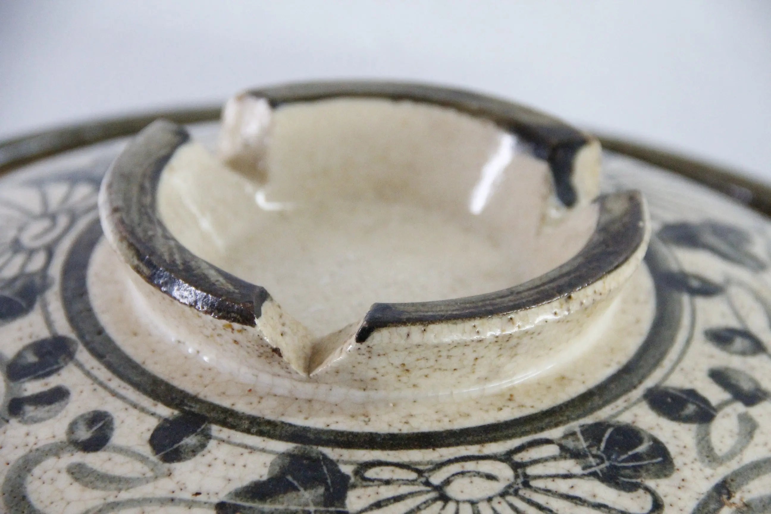 Large Donabe Pot Vintage Japanese Handmade Stoneware