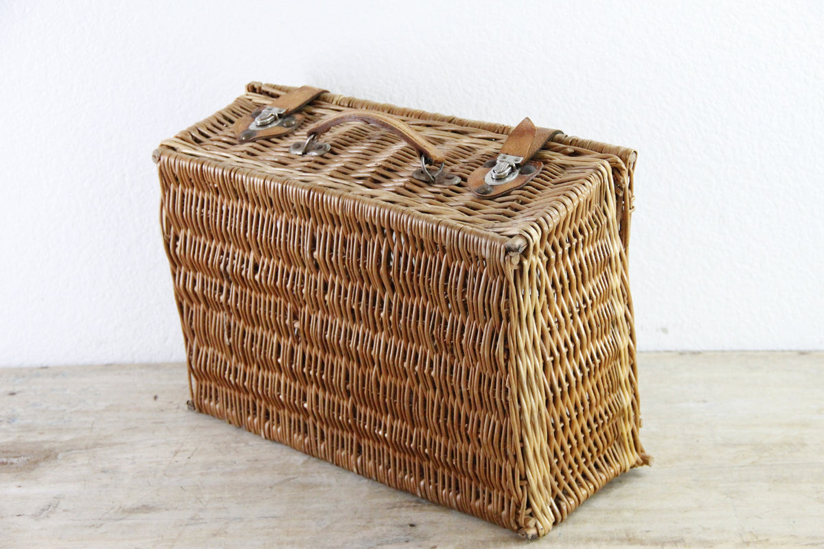 Vintage Wicker Suitcase-style Picnic Basket with Leather