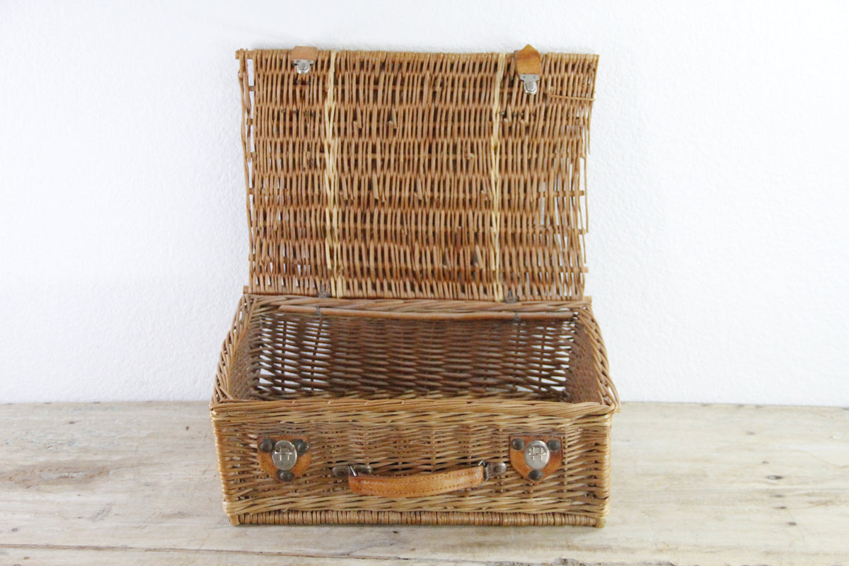 Vintage Wicker Suitcase-style Picnic Basket with Leather