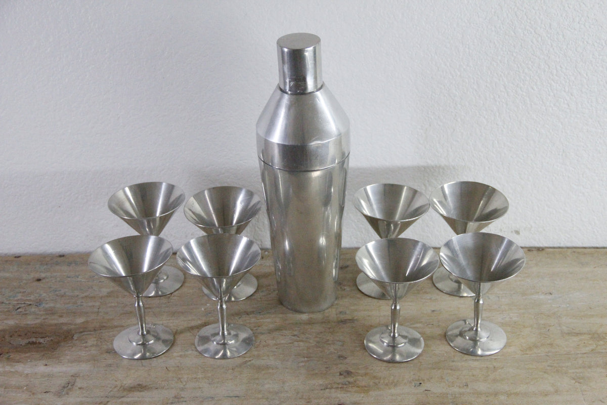 Vintage Cocktail Shaker Set Aluminum with 8 Martini Glasses
