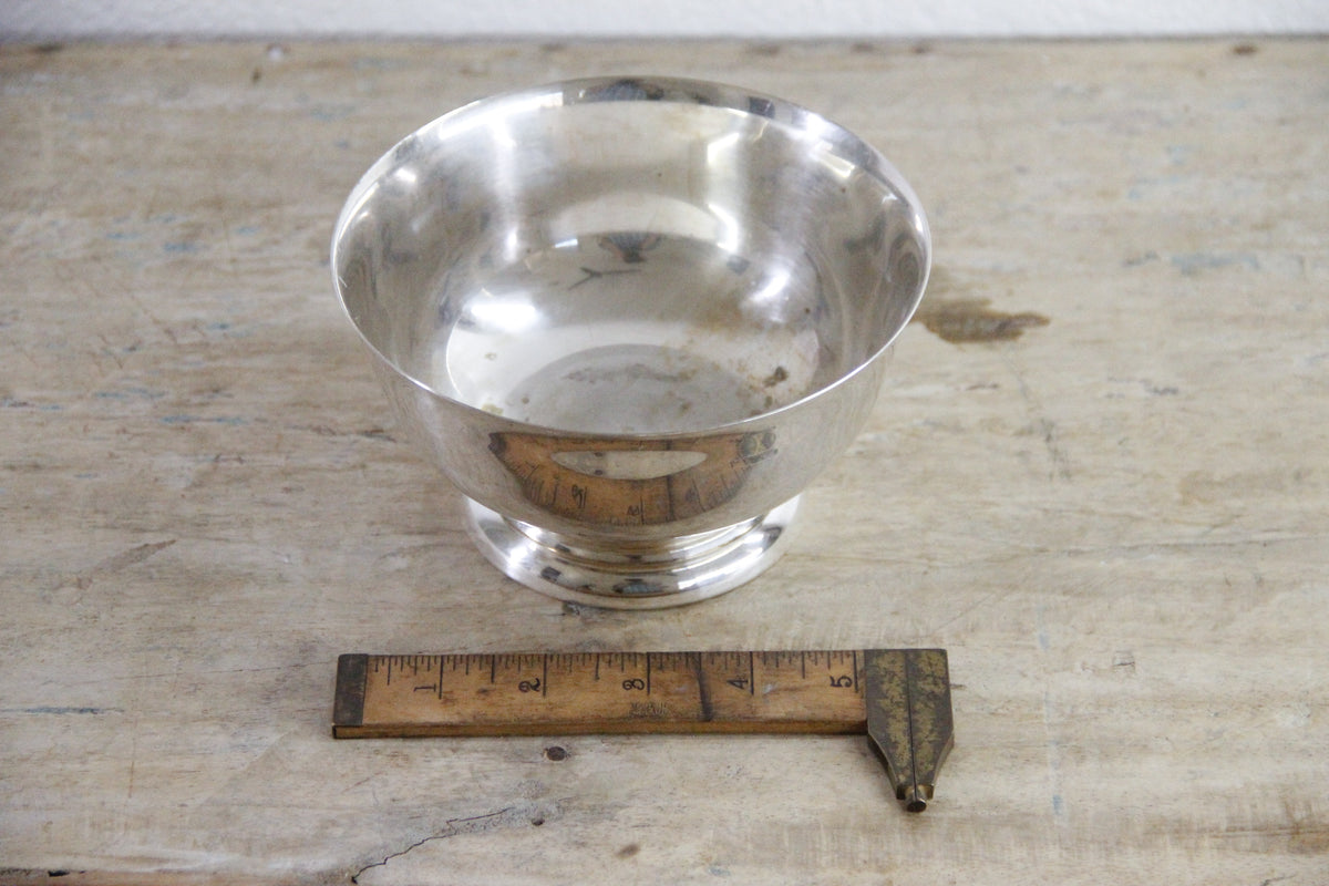 Vintage Sheridan Silverplate Pedestal Bowl Footed Serving Bowl