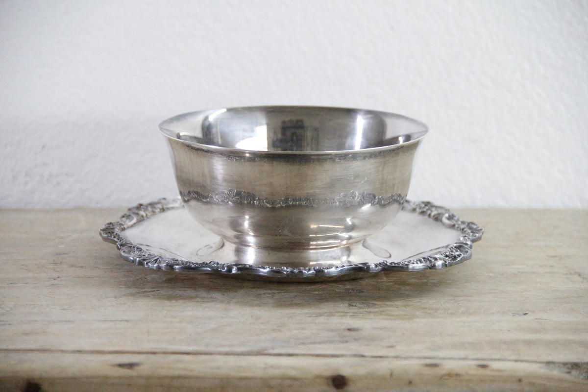 Vintage Wallace Silverplate Sauce Bowl Baroque 247 with Underplate