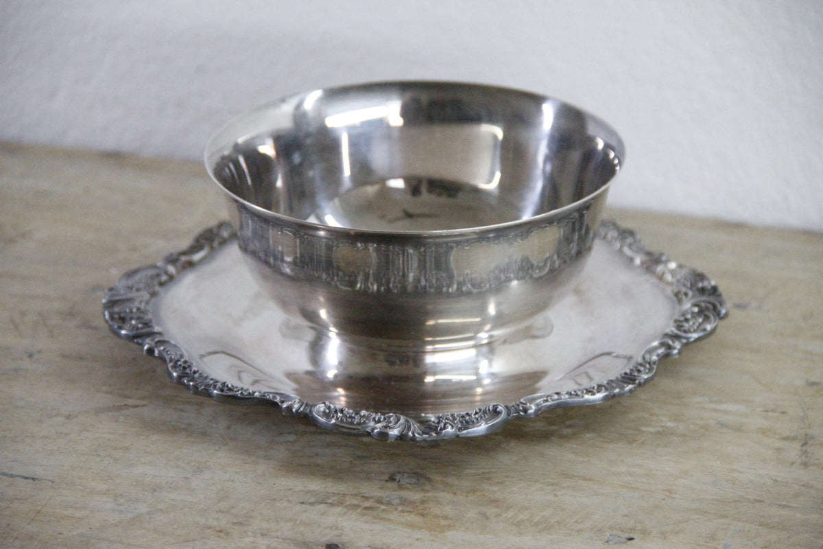 Vintage Wallace Silverplate Sauce Bowl Baroque 247 with Underplate