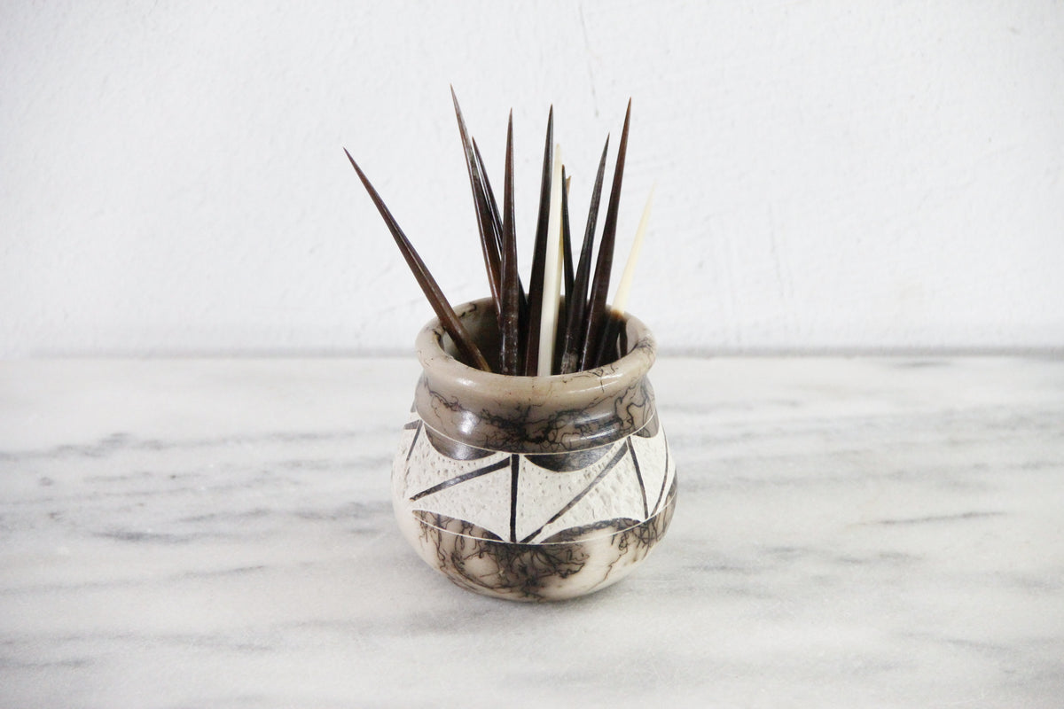 Native American Horse Hair Pottery | Signed T Vail JR