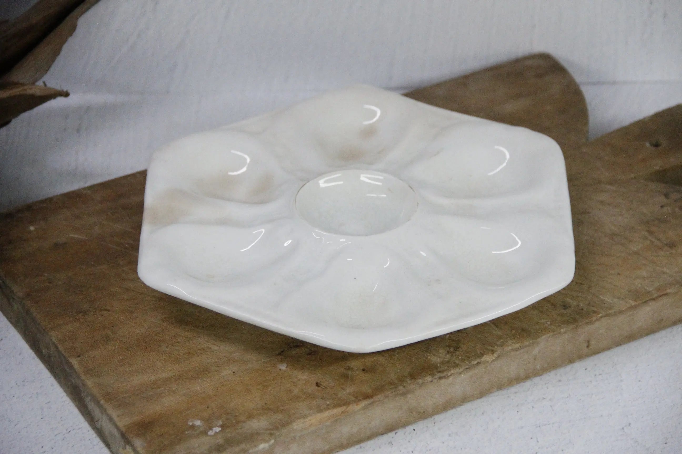 Majolica Oyster Plate-Creamy White Hexagon-Crazed 9"  Debra Hall Lifestyle