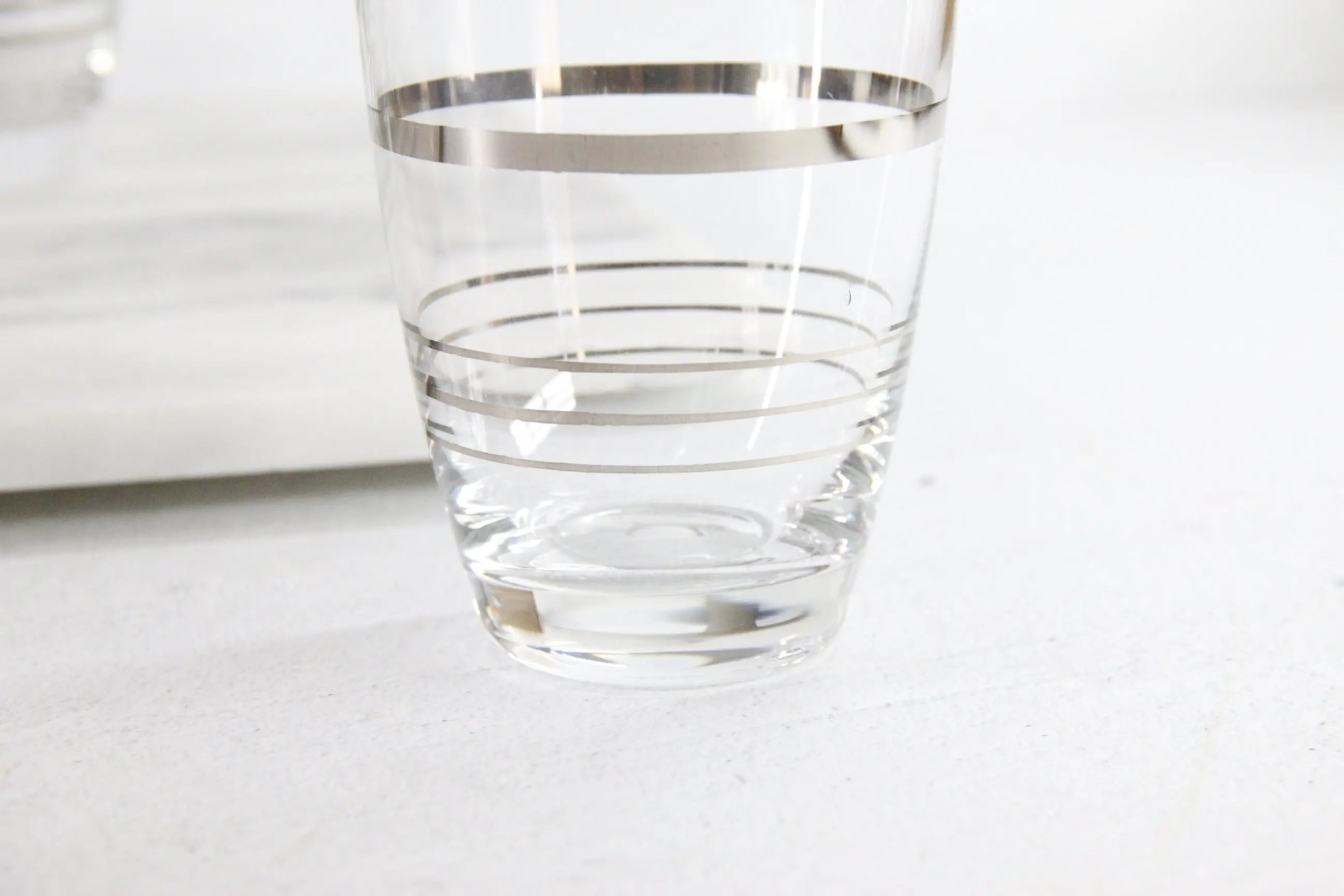 Mid Century Glasses Set | Frosted Silver Band 6