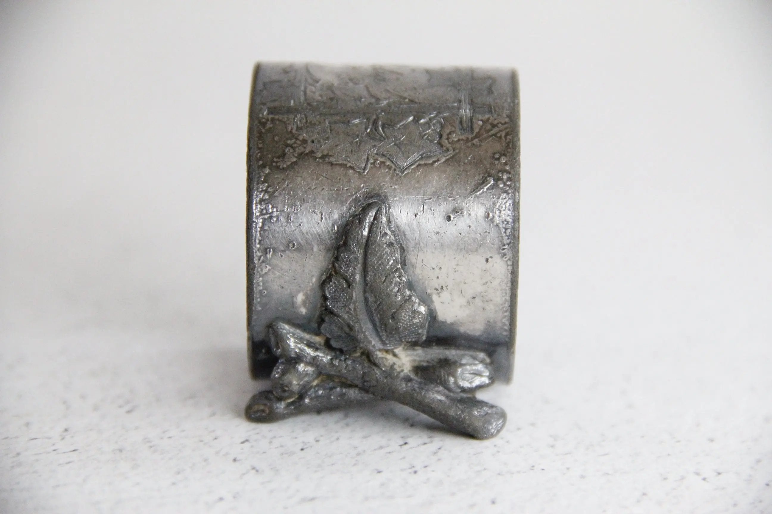 Napkin Ring Crossed Branches  Debra Hall Lifestyle