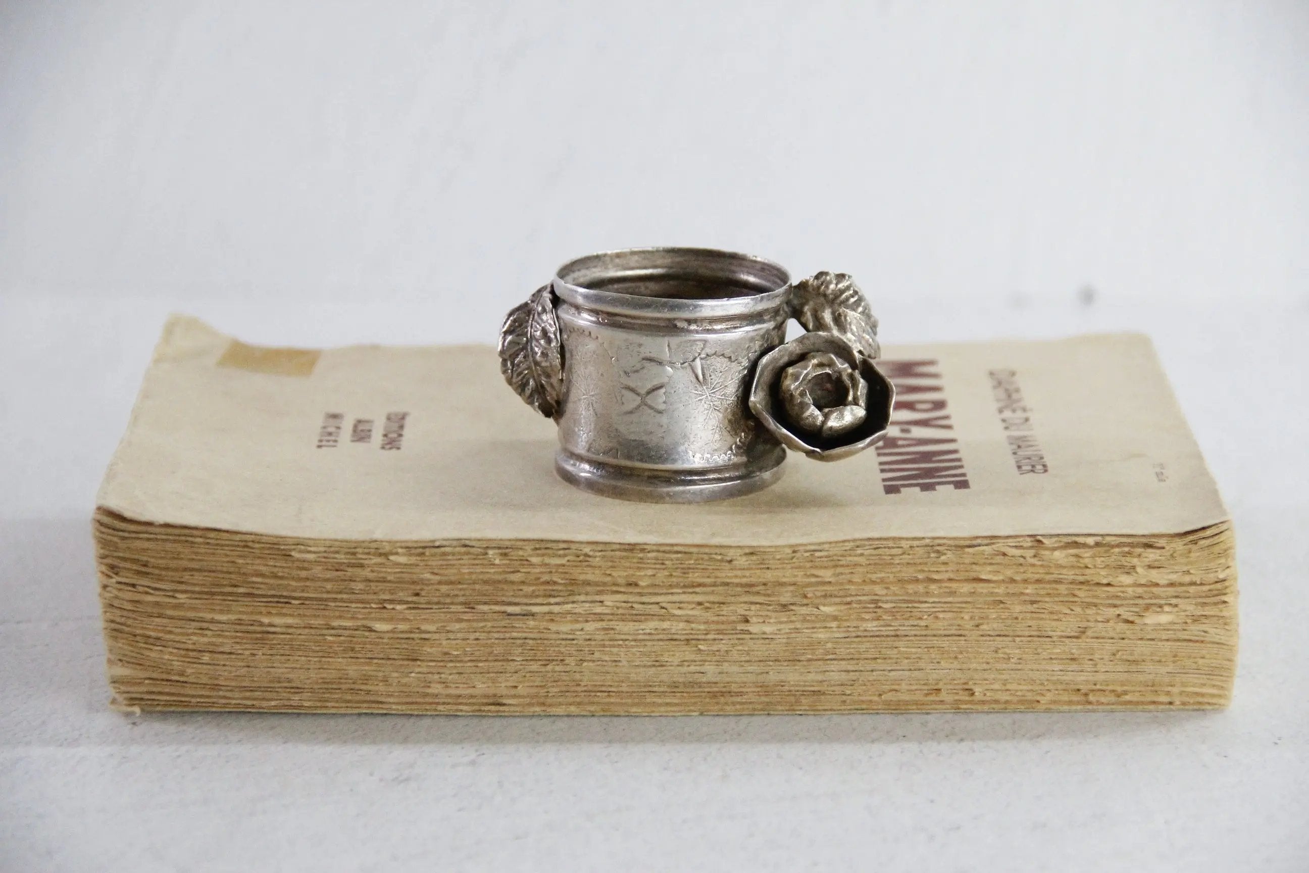 Napkin Ring Flower  Debra Hall Lifestyle
