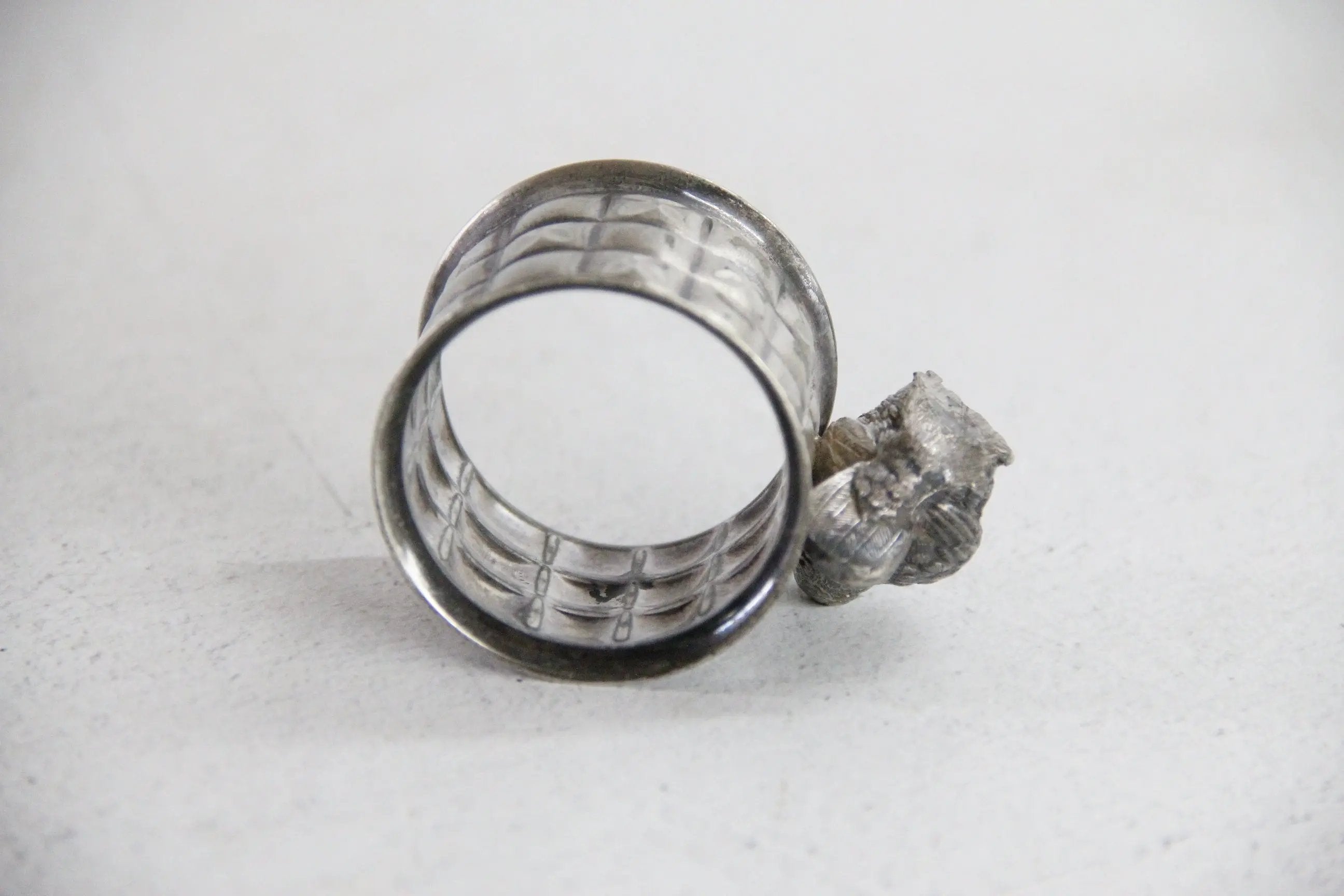 Napkin Ring Studded Bird  Debra Hall Lifestyle