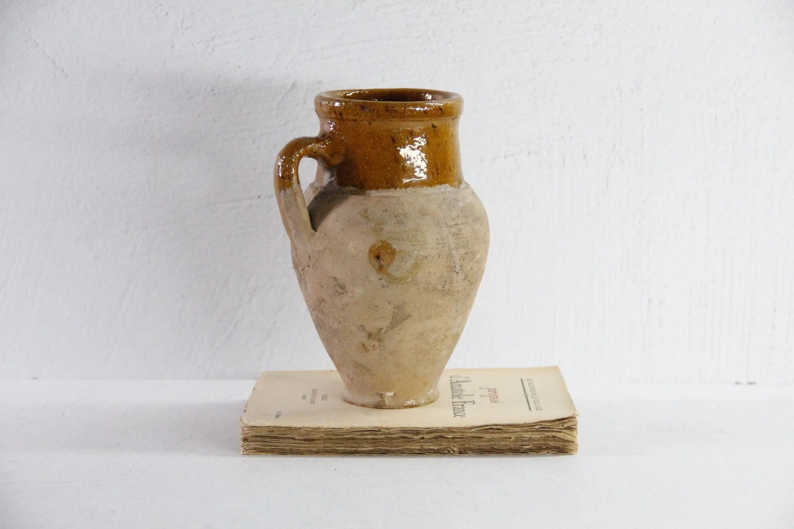 Olive Pot  Debra Hall Lifestyle