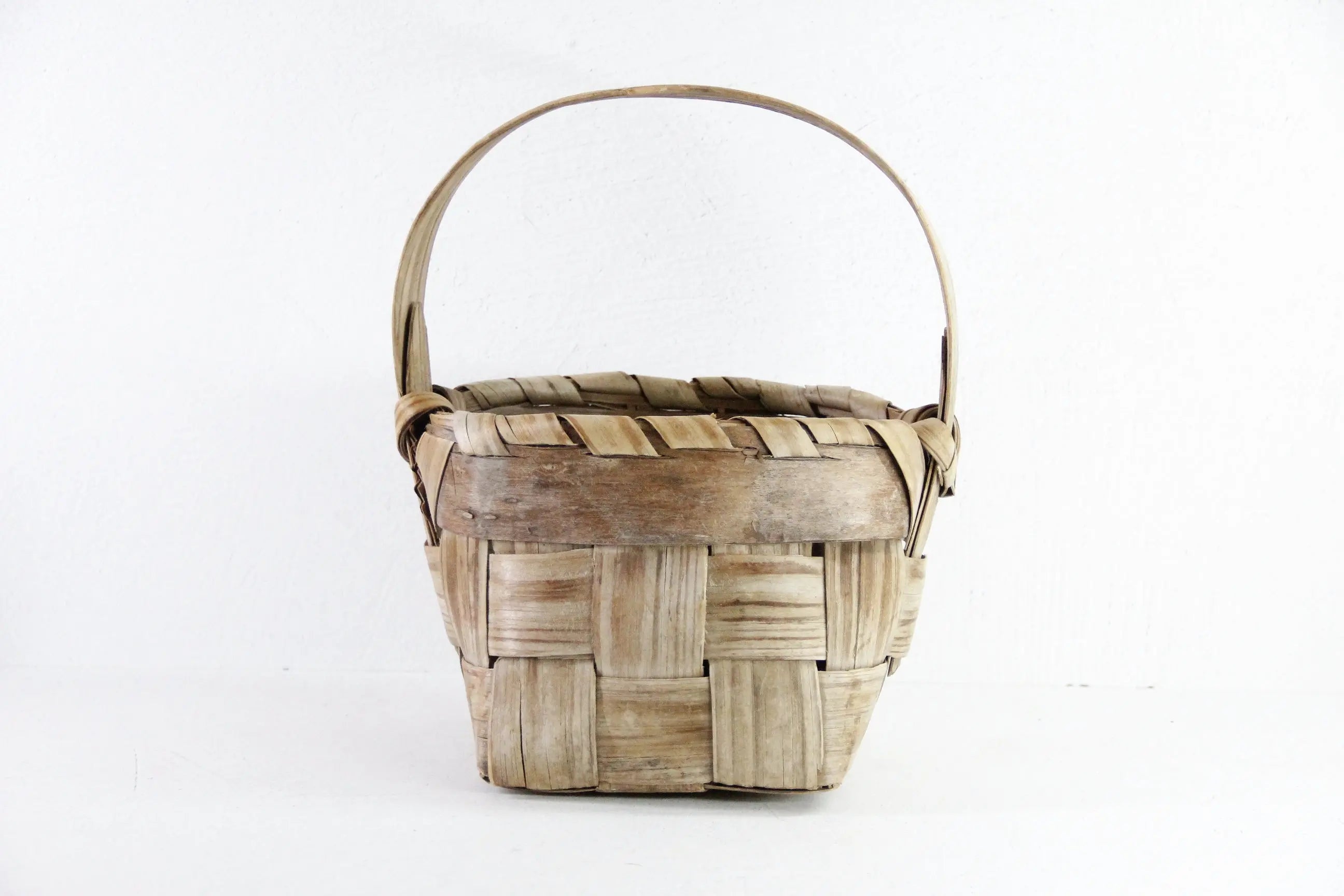 Primitive Basket | Antique Splint Gathering Basket  Debra Hall Lifestyle