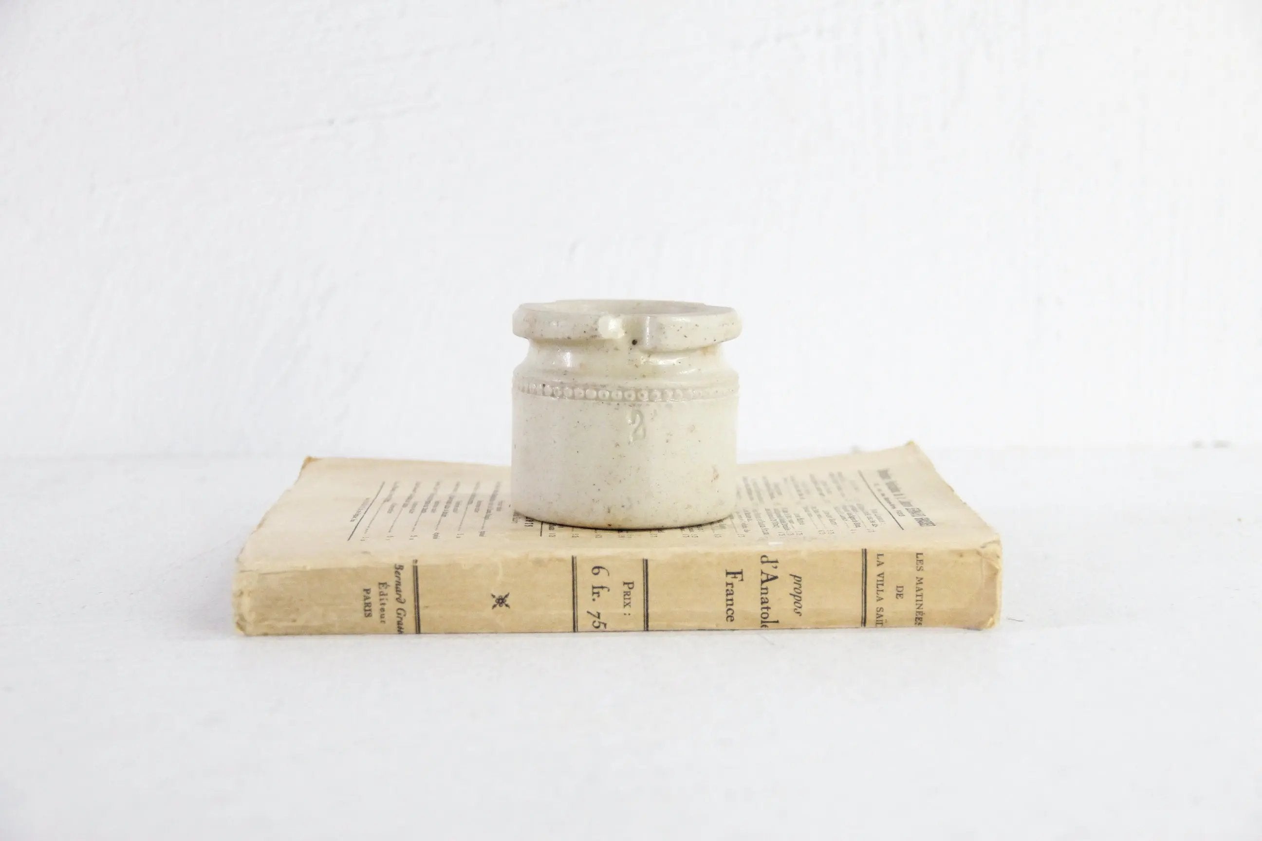 Stoneware Caviar Jar | Doulton Lambeth Stamped Pot  Debra Hall Lifestyle