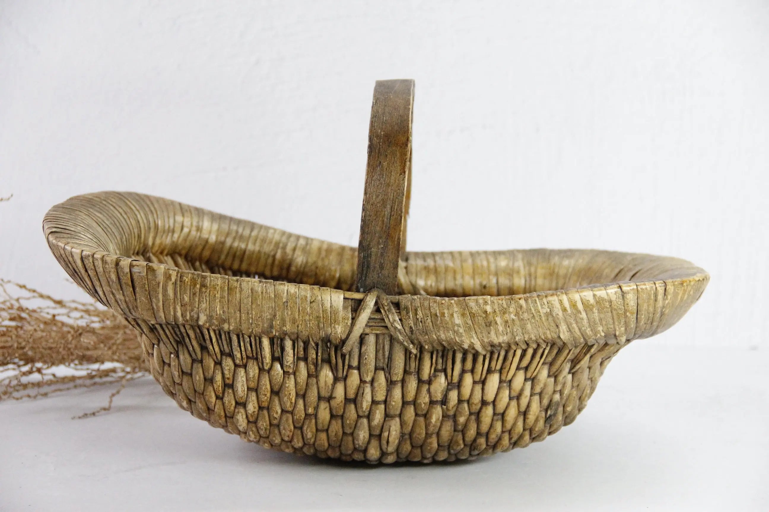 Vintage Chinese Basket - Woven Willow Field Basket – Debra