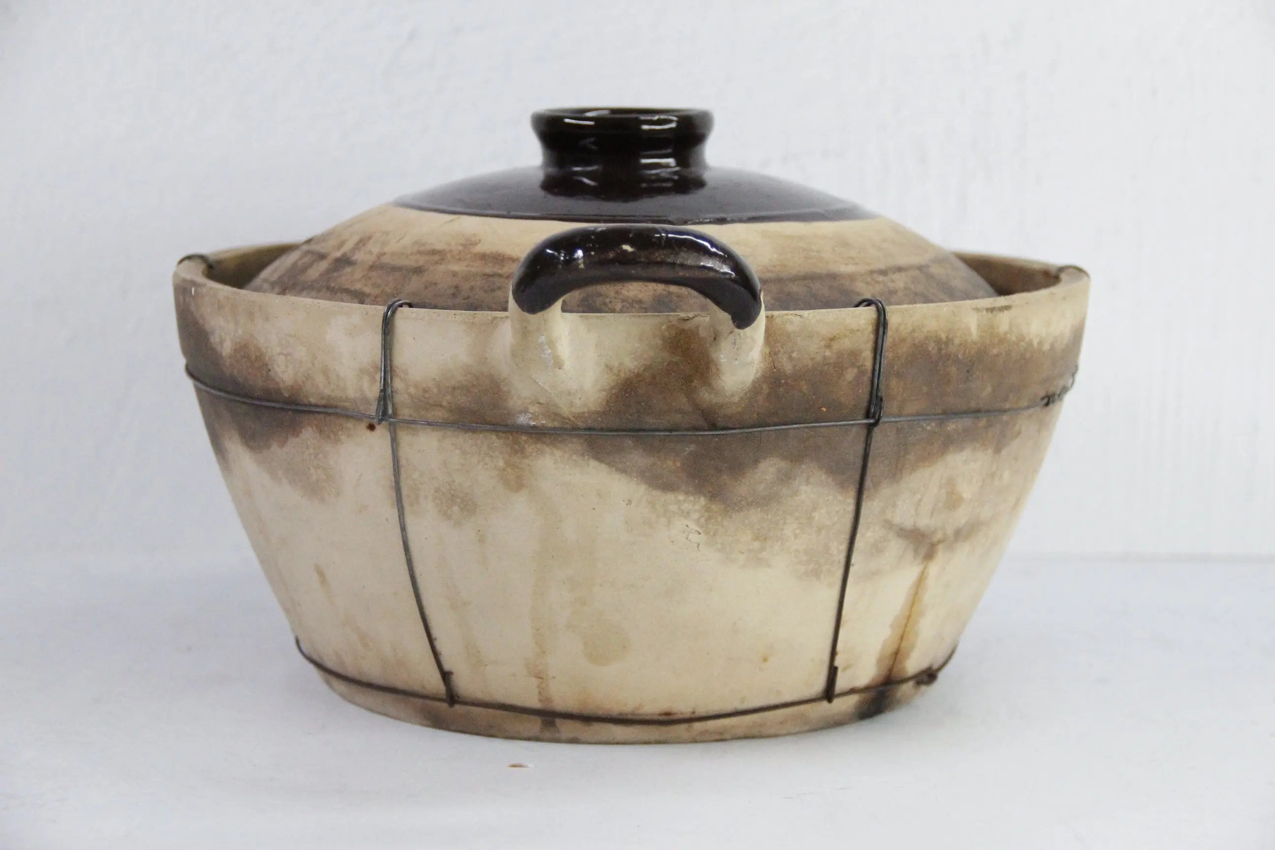 Vintage Chinese Clay Pot With Lid | Wired Cookware  Debra Hall Lifestyle