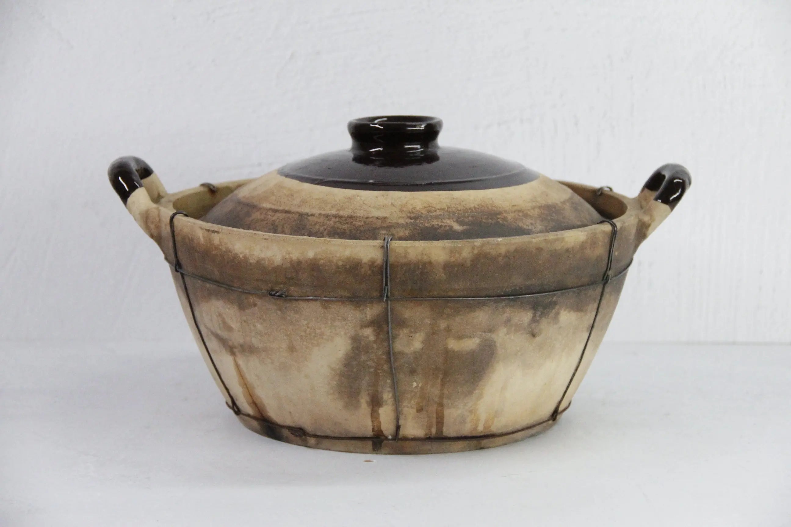Vintage Chinese Clay Pot With Lid | Wired Cookware  Debra Hall Lifestyle