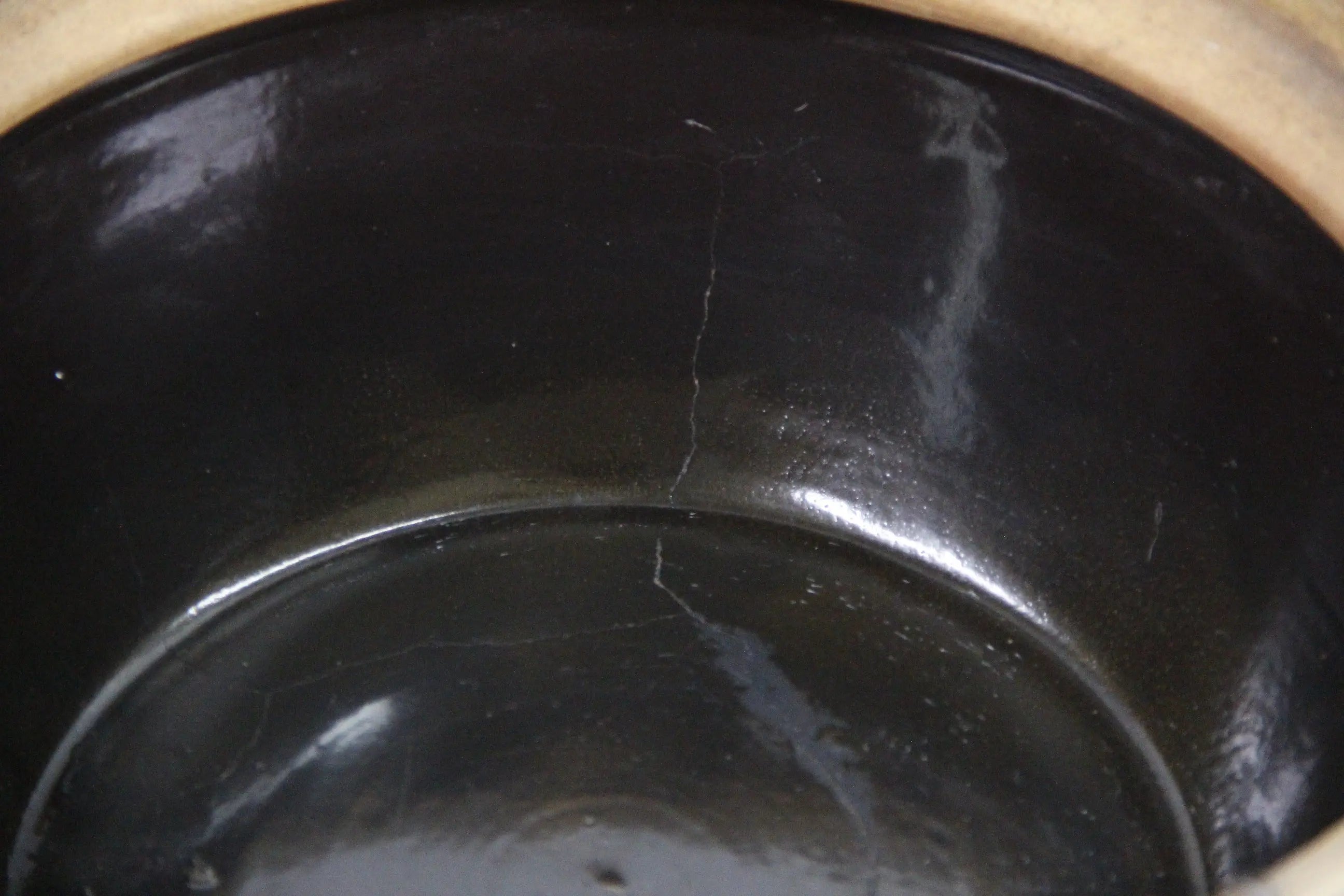 Vintage Chinese Clay Pot With Lid | Wired Cookware  Debra Hall Lifestyle
