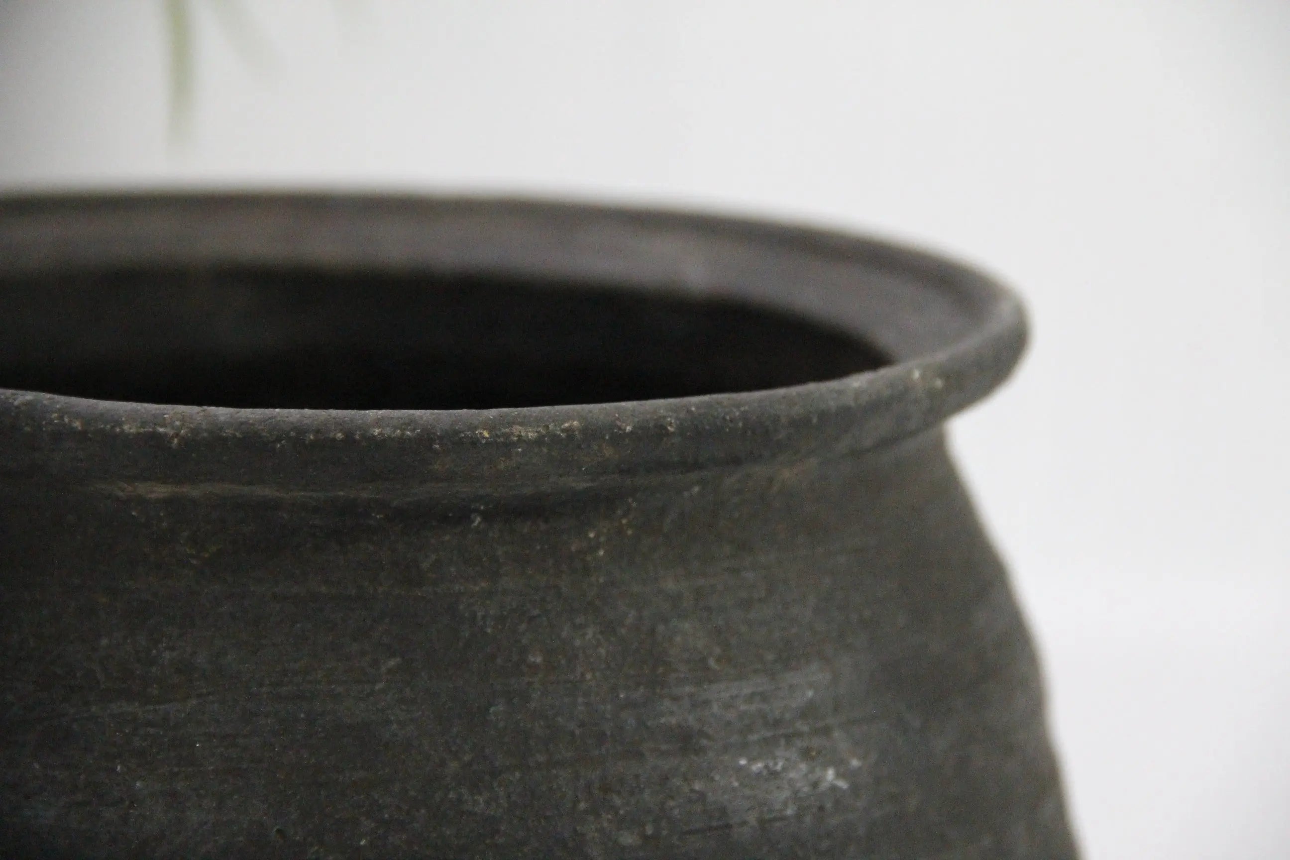 Vintage Clay Pot Large | Cook Vessel  Debra Hall Lifestyle