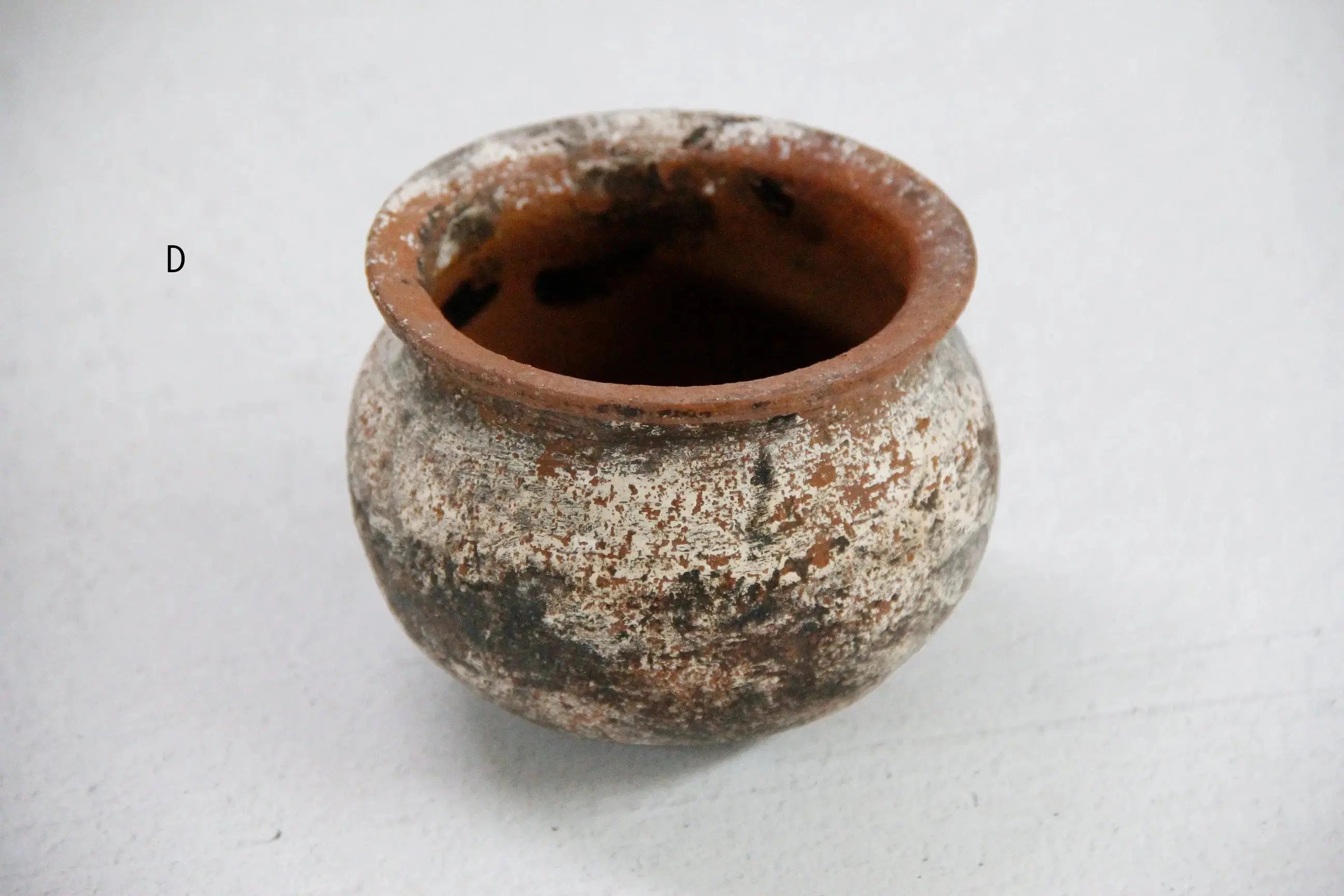 Vintage Clay Pot | Small Terracotta D main - Debra Hall Lifestyle