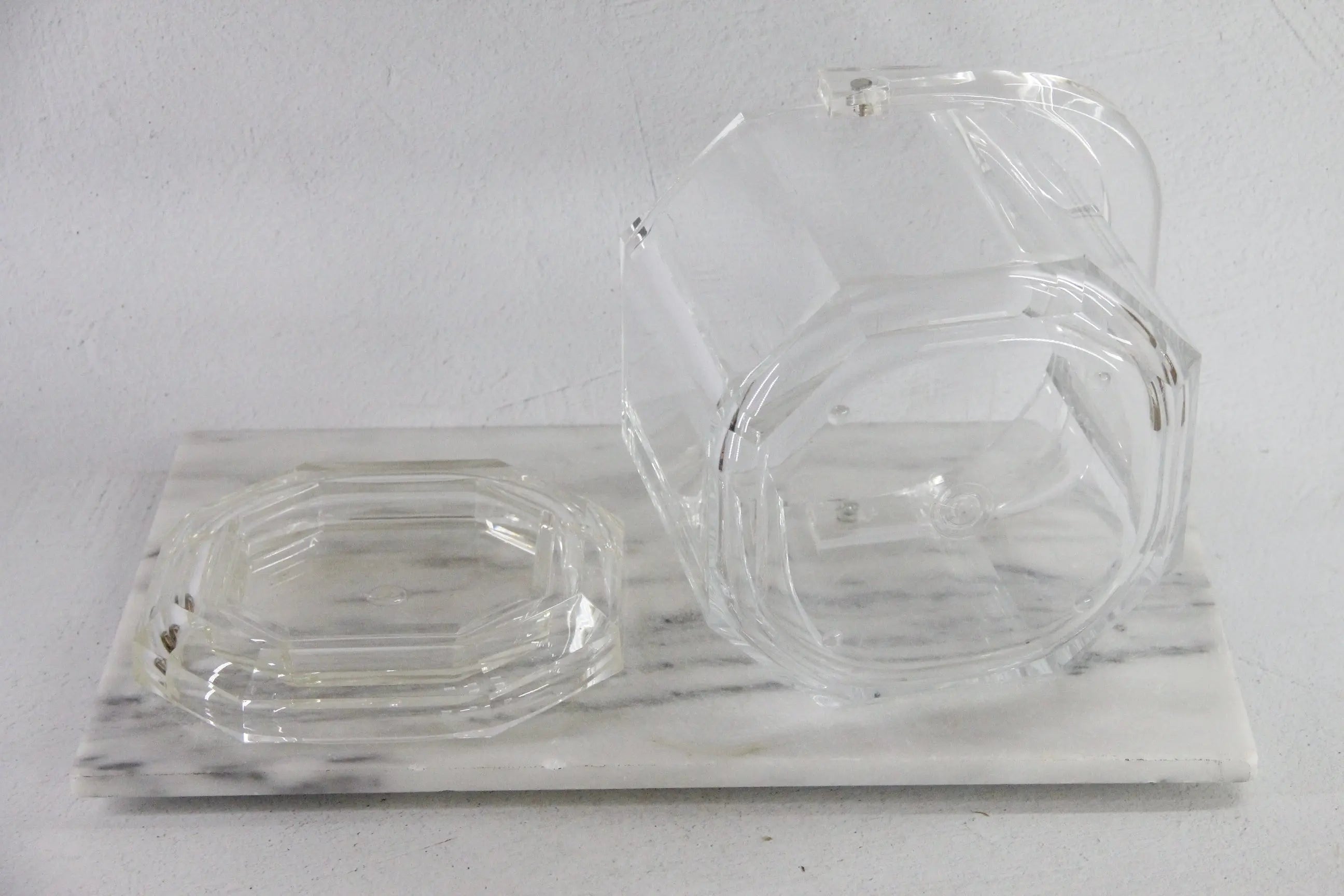 Vintage Lucite Ice Bucket With Lid and Handle | Barware