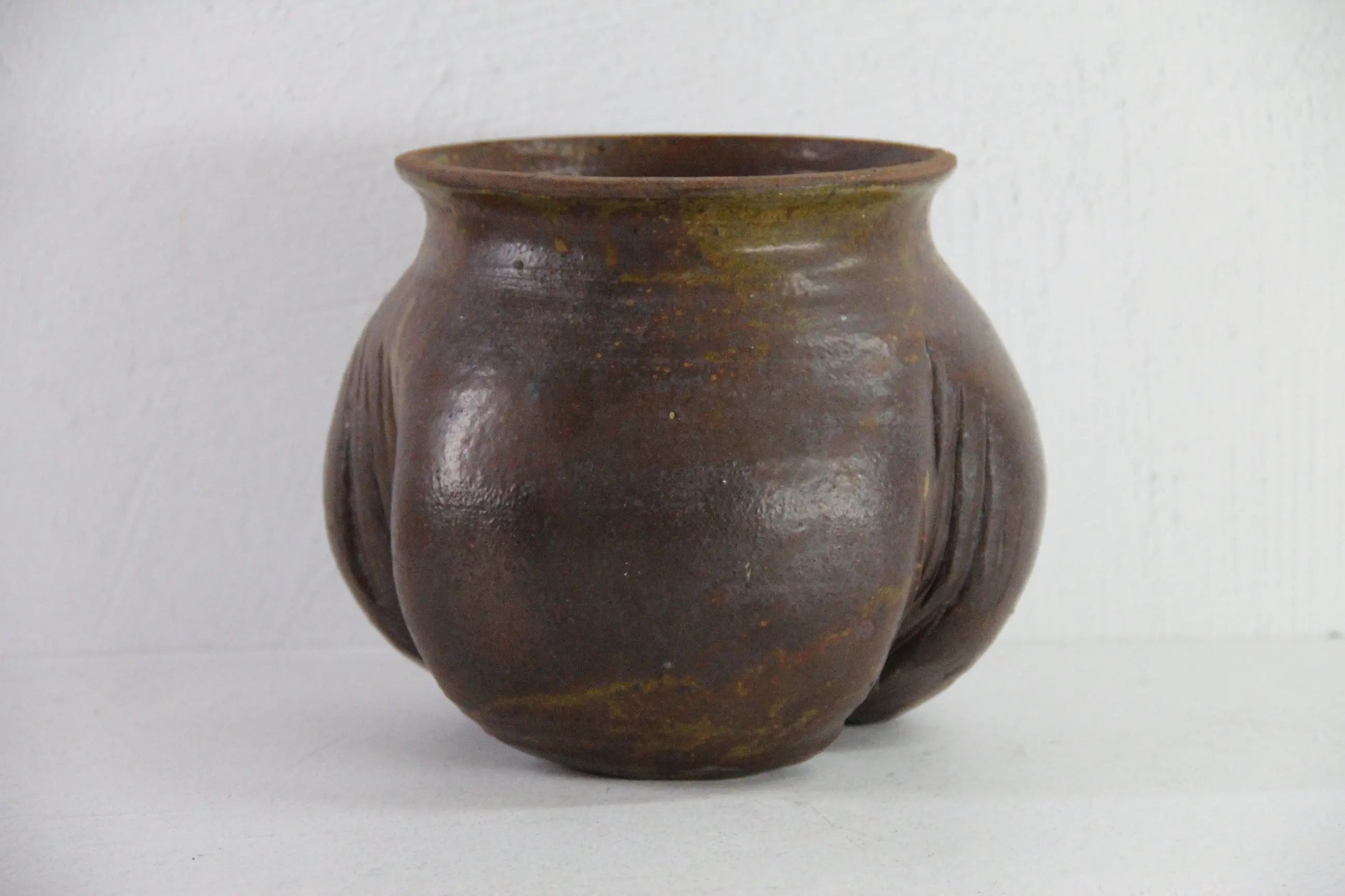 Vintage Pottery Planter | Chocolate Hand Thrown Signed  Debra Hall Lifestyle