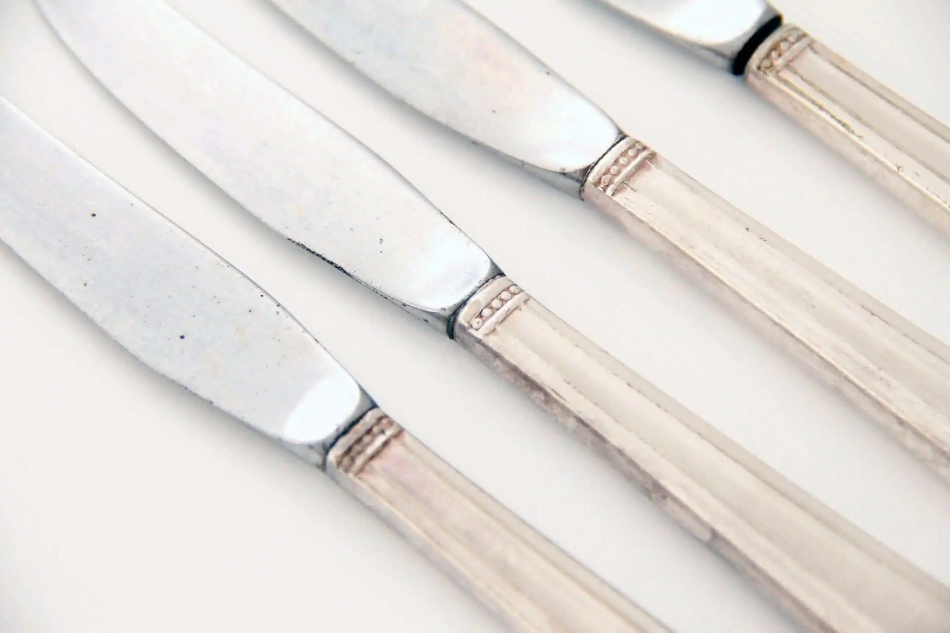 Vintage Silverplate Flatware | Knives 4 Pcs.  Debra Hall Lifestyle