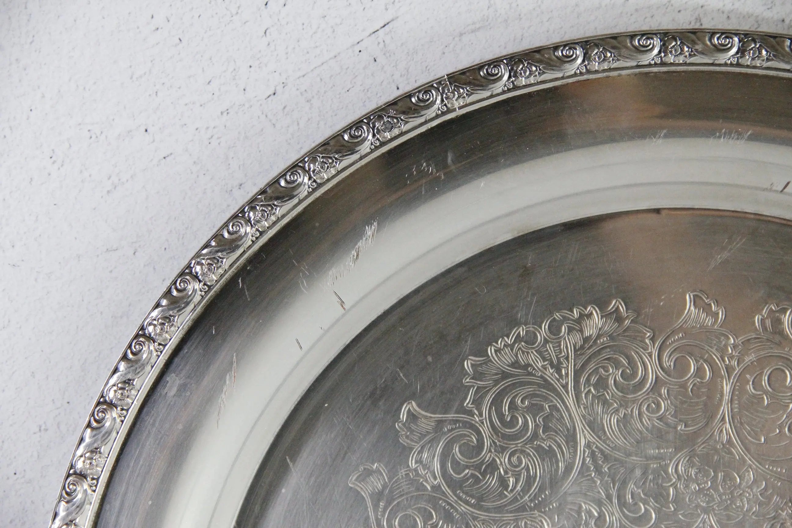 Vintage Silverplate Tray | Tudor Queen Bess 15" Gallery
