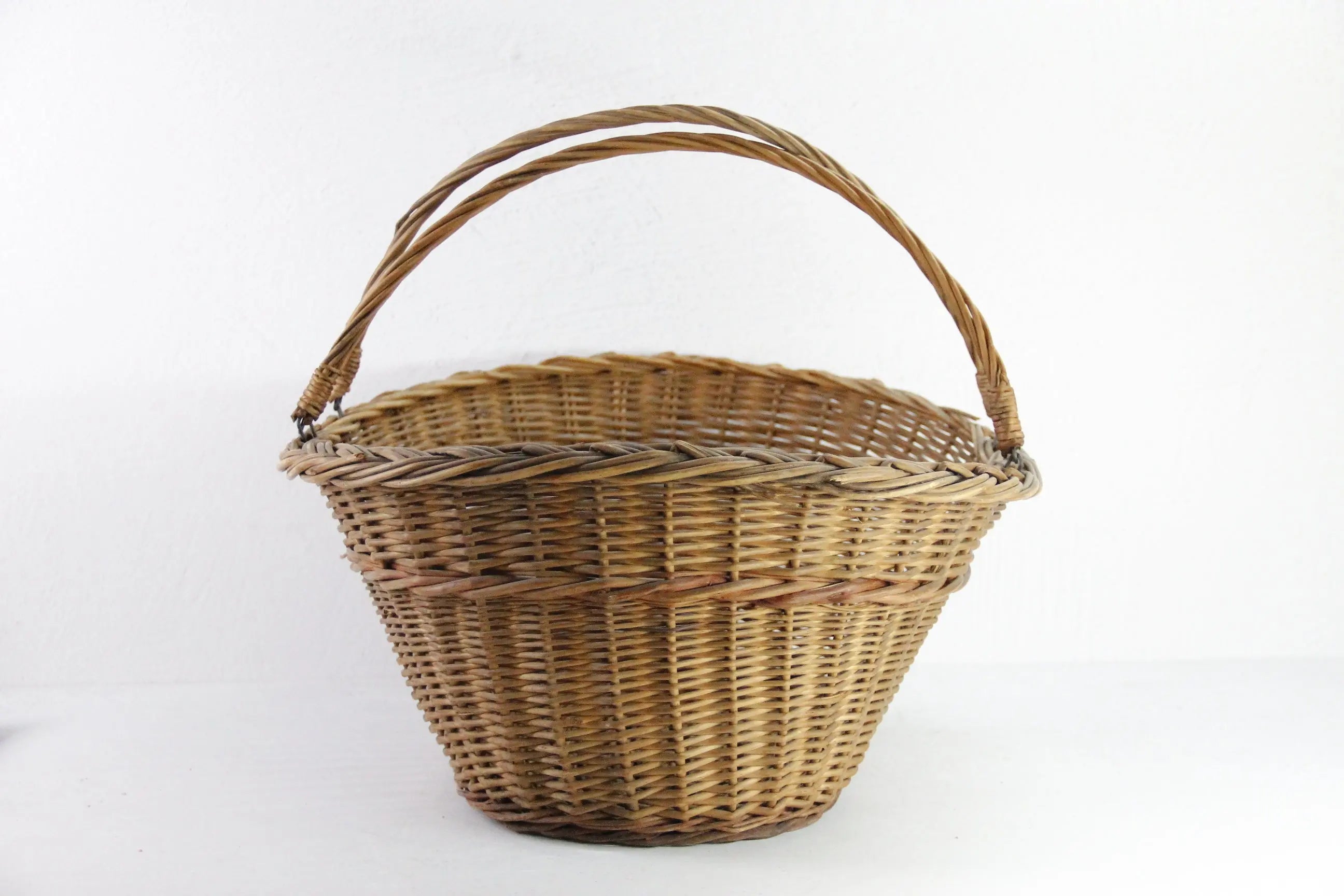Vintage Wicker Basket | Primitive Garden Harvest Basket  Debra Hall Lifestyle