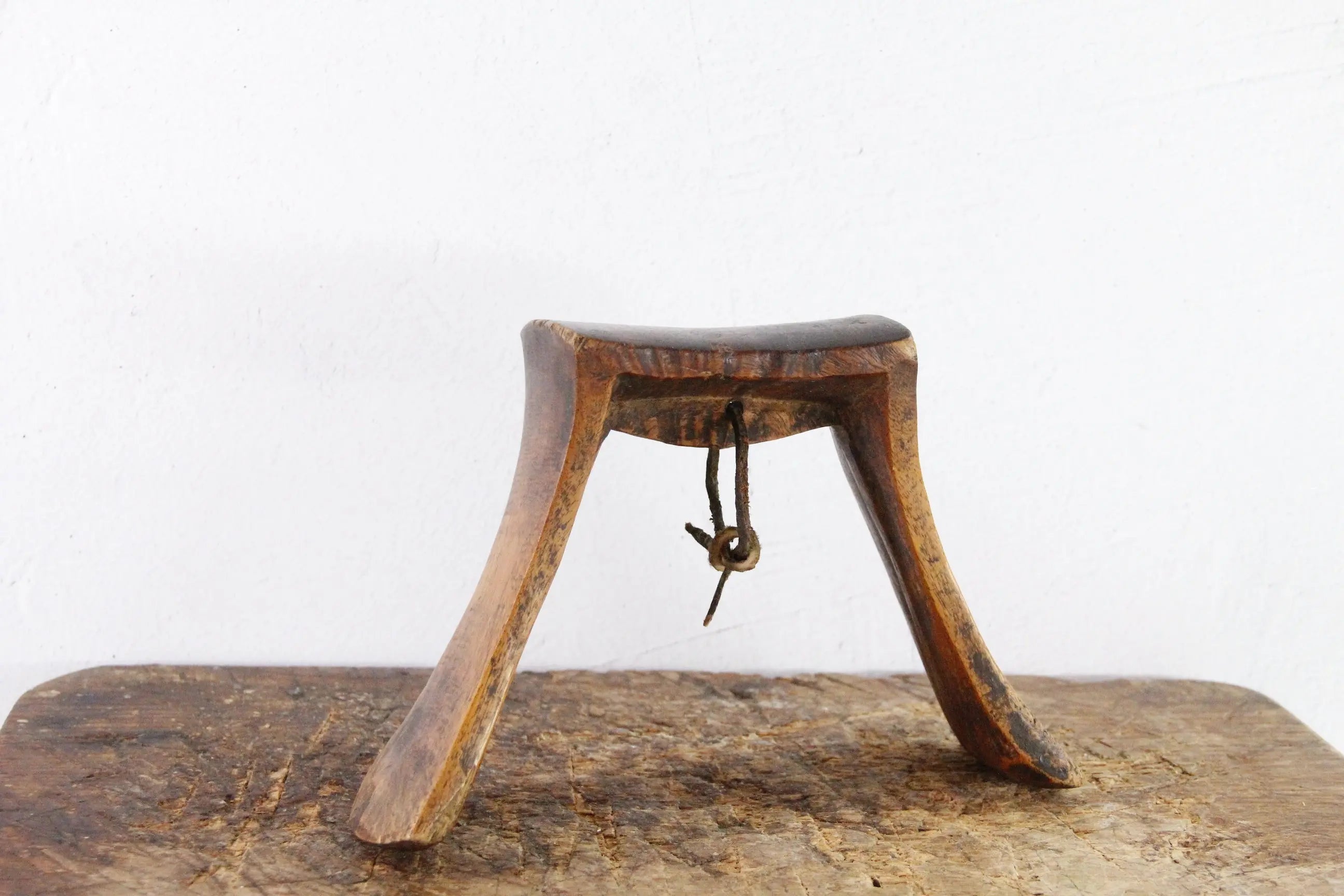 Wooden Headrest Antique Hand Carved African Sculpture